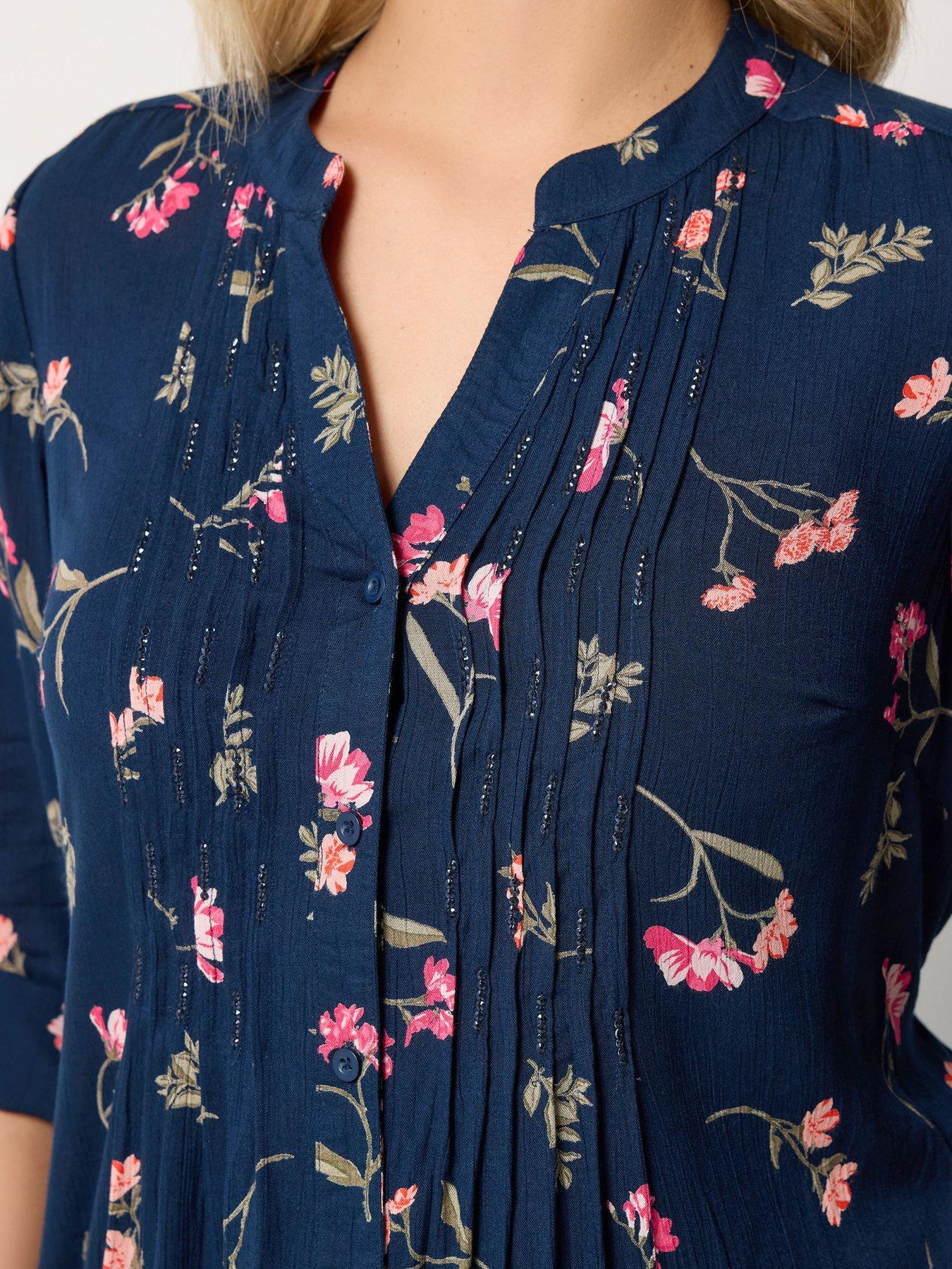 yours-curve-floral-pintuck-blouse-blueoutfit
