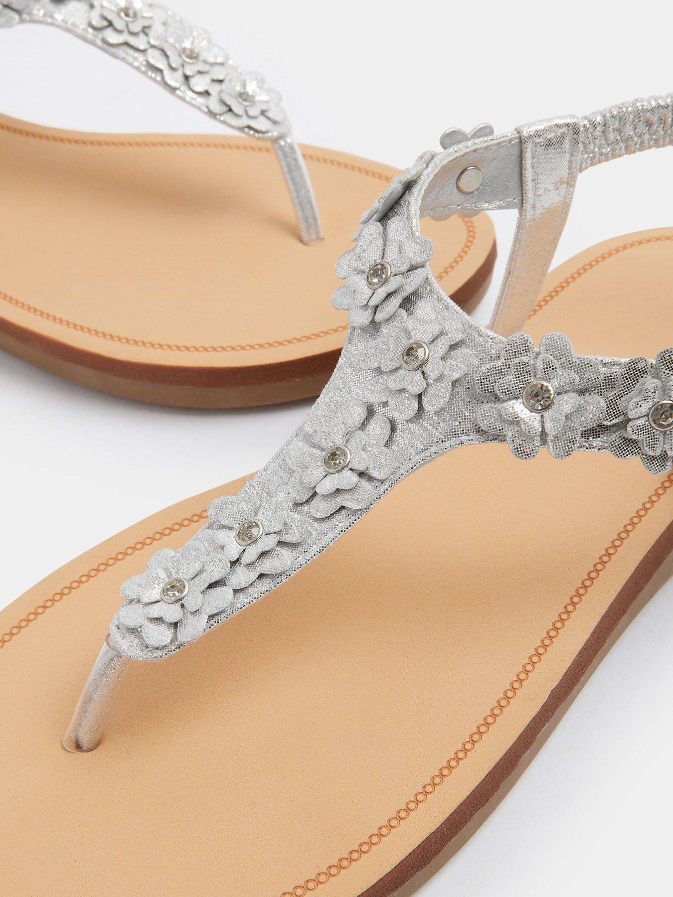 Image 4 of 4 of Yours Wide Fit Ditsy Flower Sandal