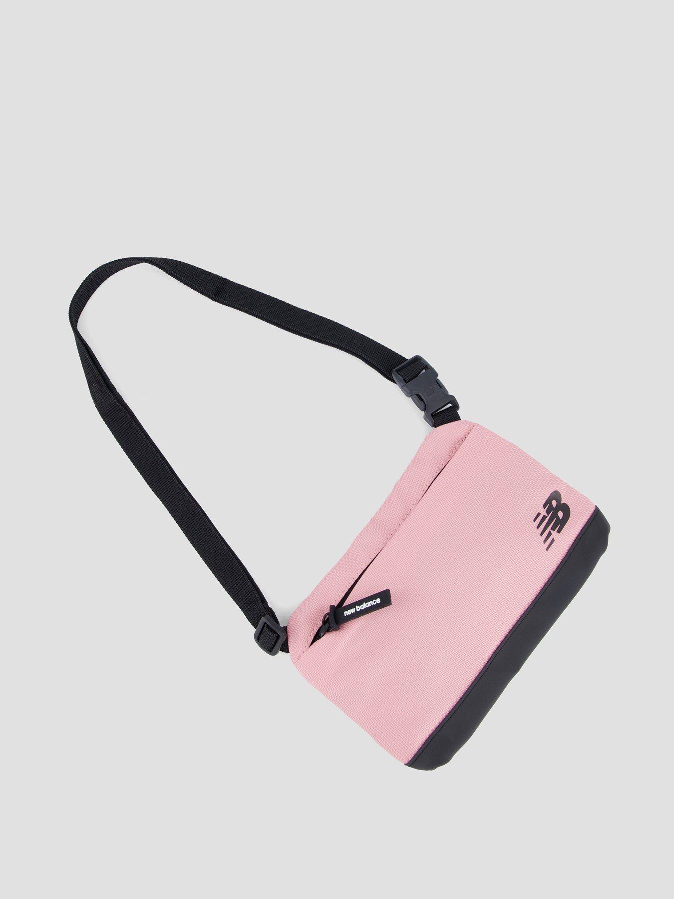 Image 2 of 4 of New Balance Unisex Essential Sling Bag - Black