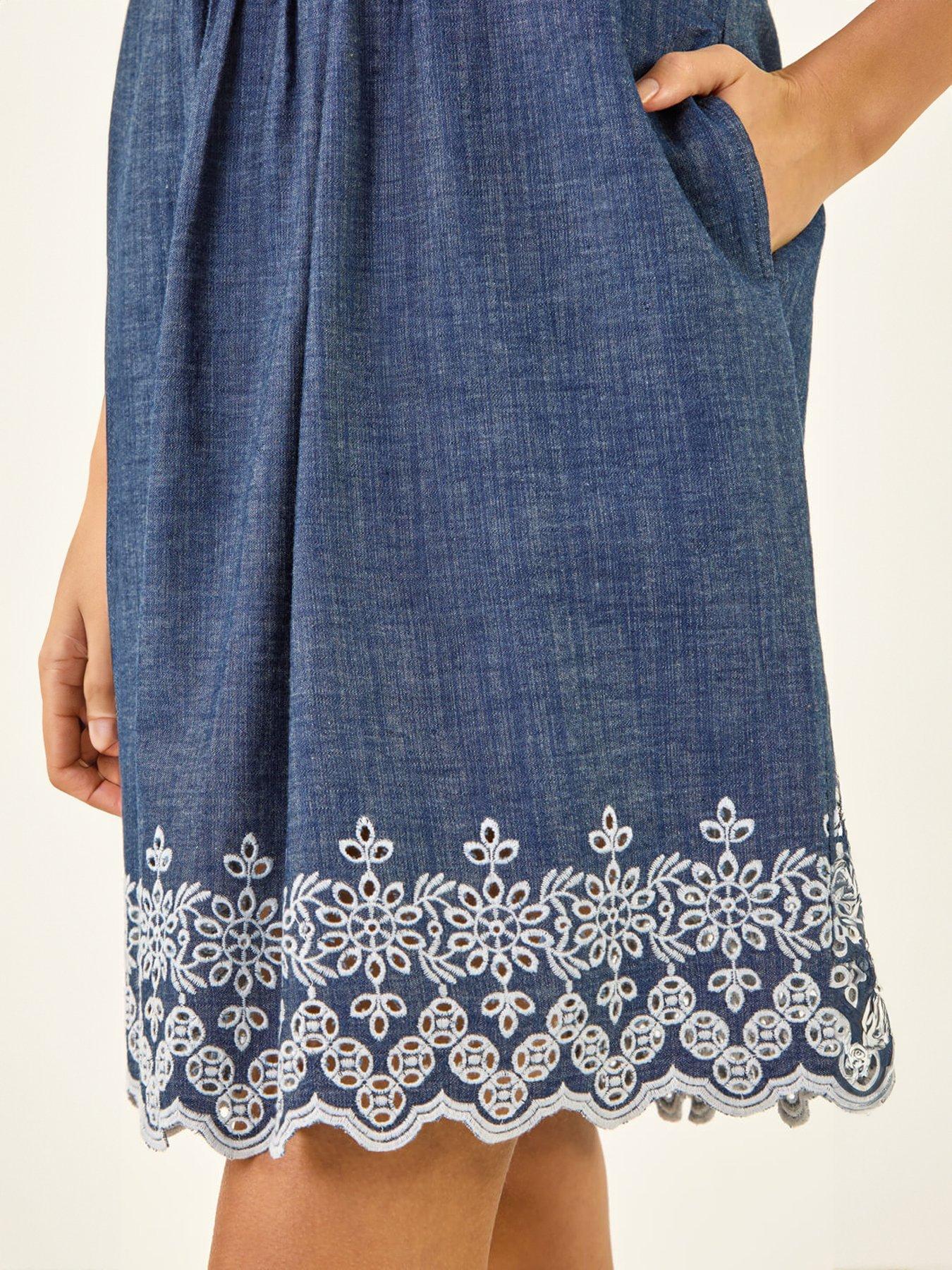 roman-embroidery-hem-smock-dressstillFront