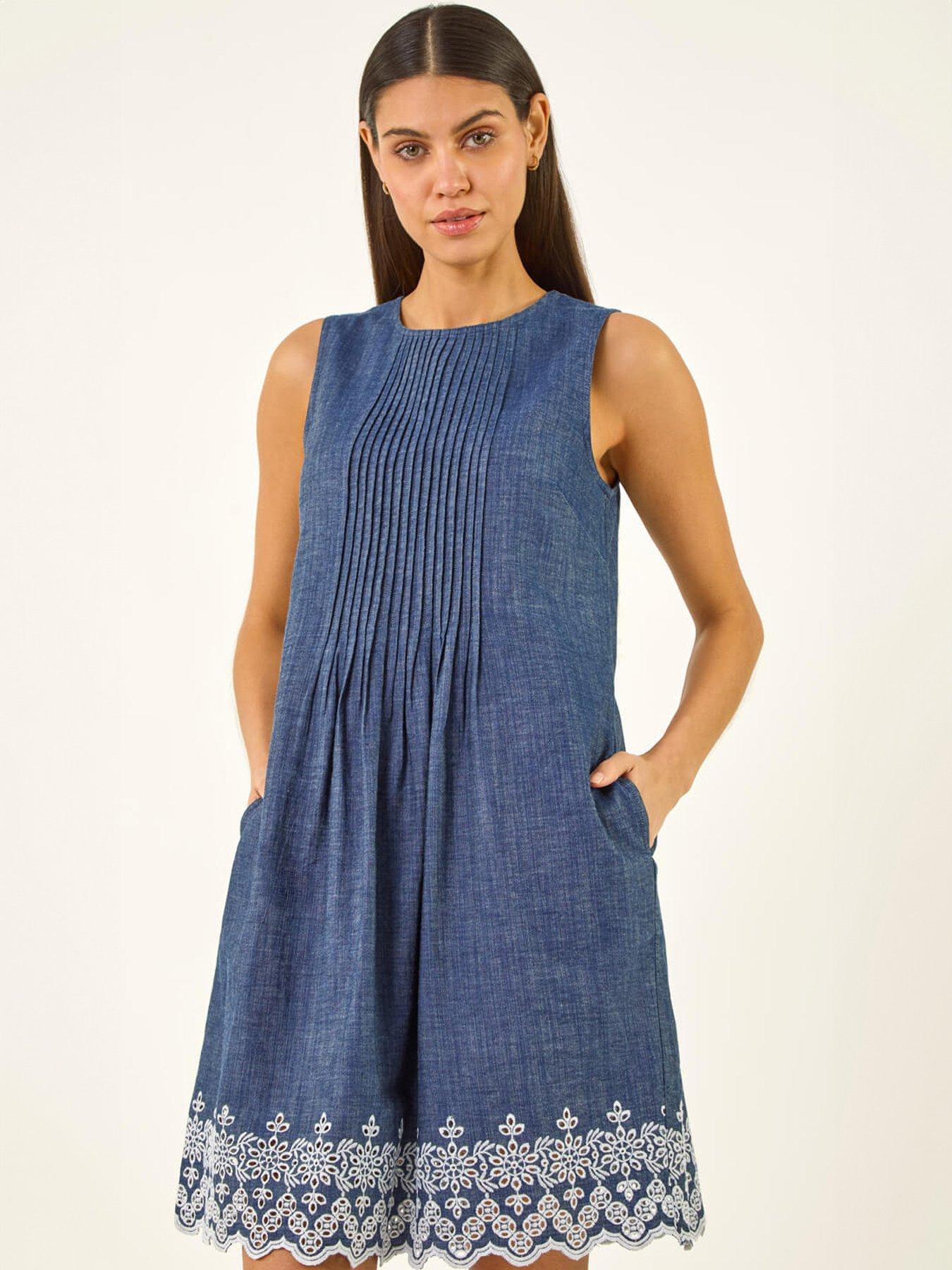 roman-embroidery-hem-smock-dressdetail
