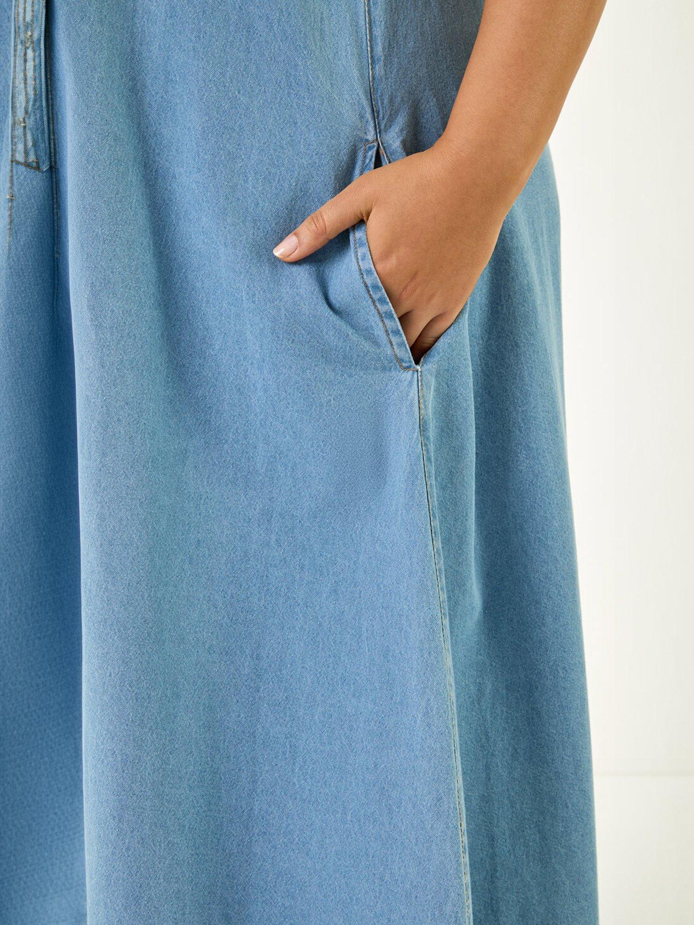 roman-curve-v-neck-swing-dressdetail