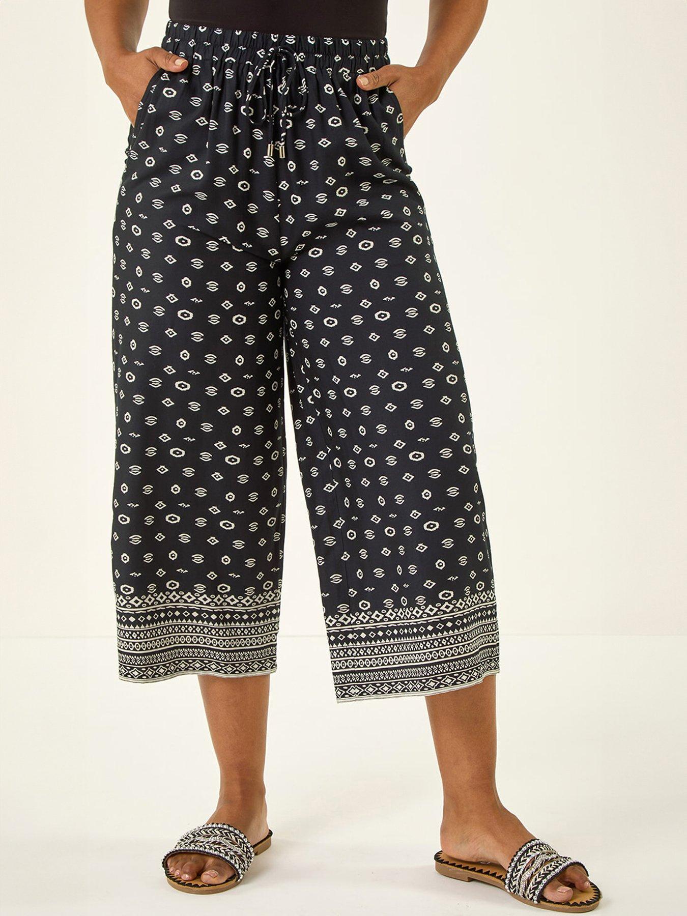 roman-petite-border-print-cropped-trouserfront