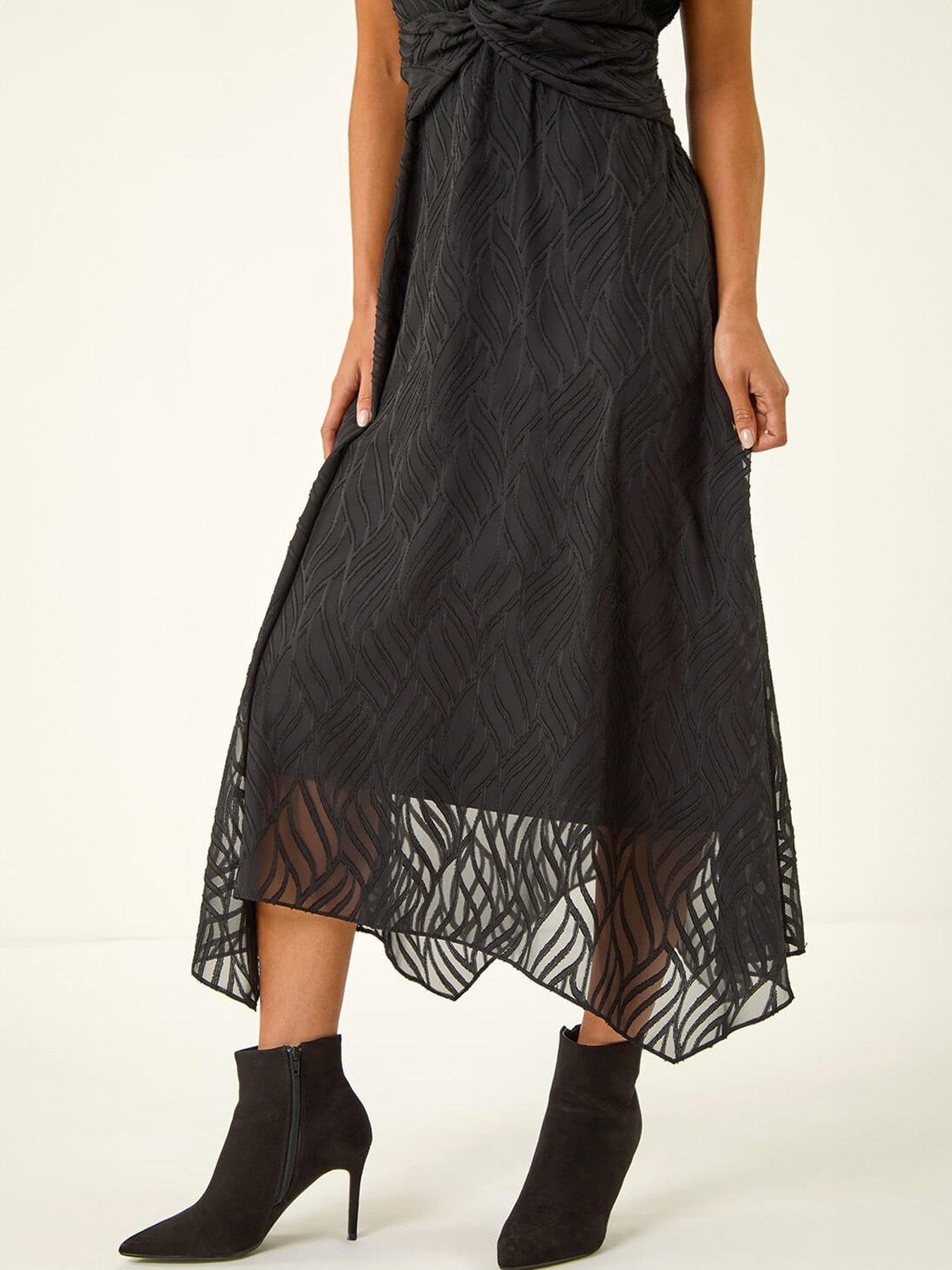 roman-petite-front-twist-jacquard-dressdetail