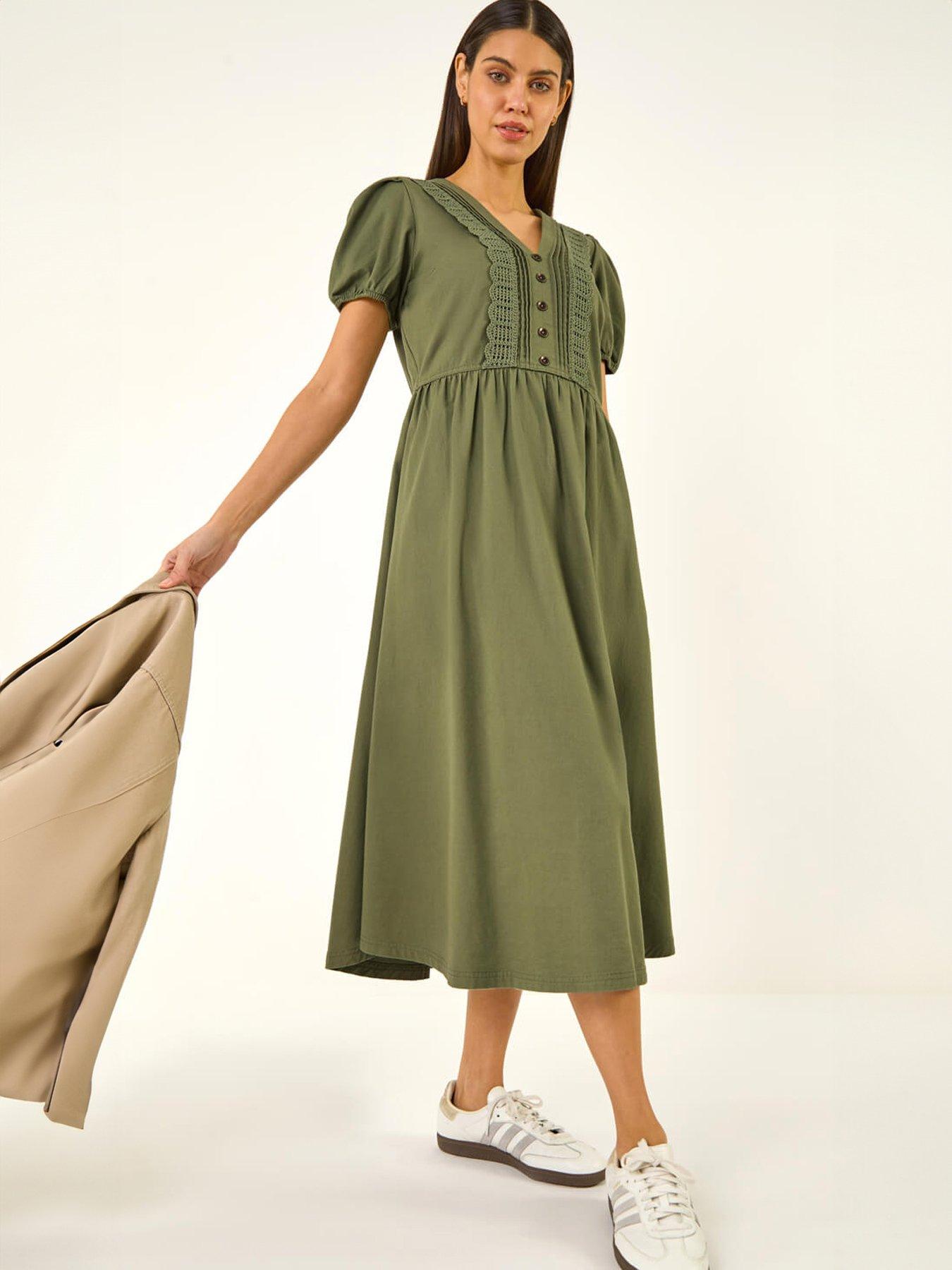 roman-cotton-crochet-trim-dressoutfit
