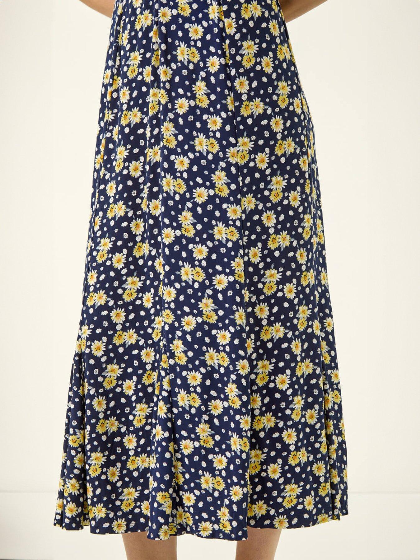 Image 5 of 5 of Roman Daisy Print A-Line Stretch Skirt - Blue
