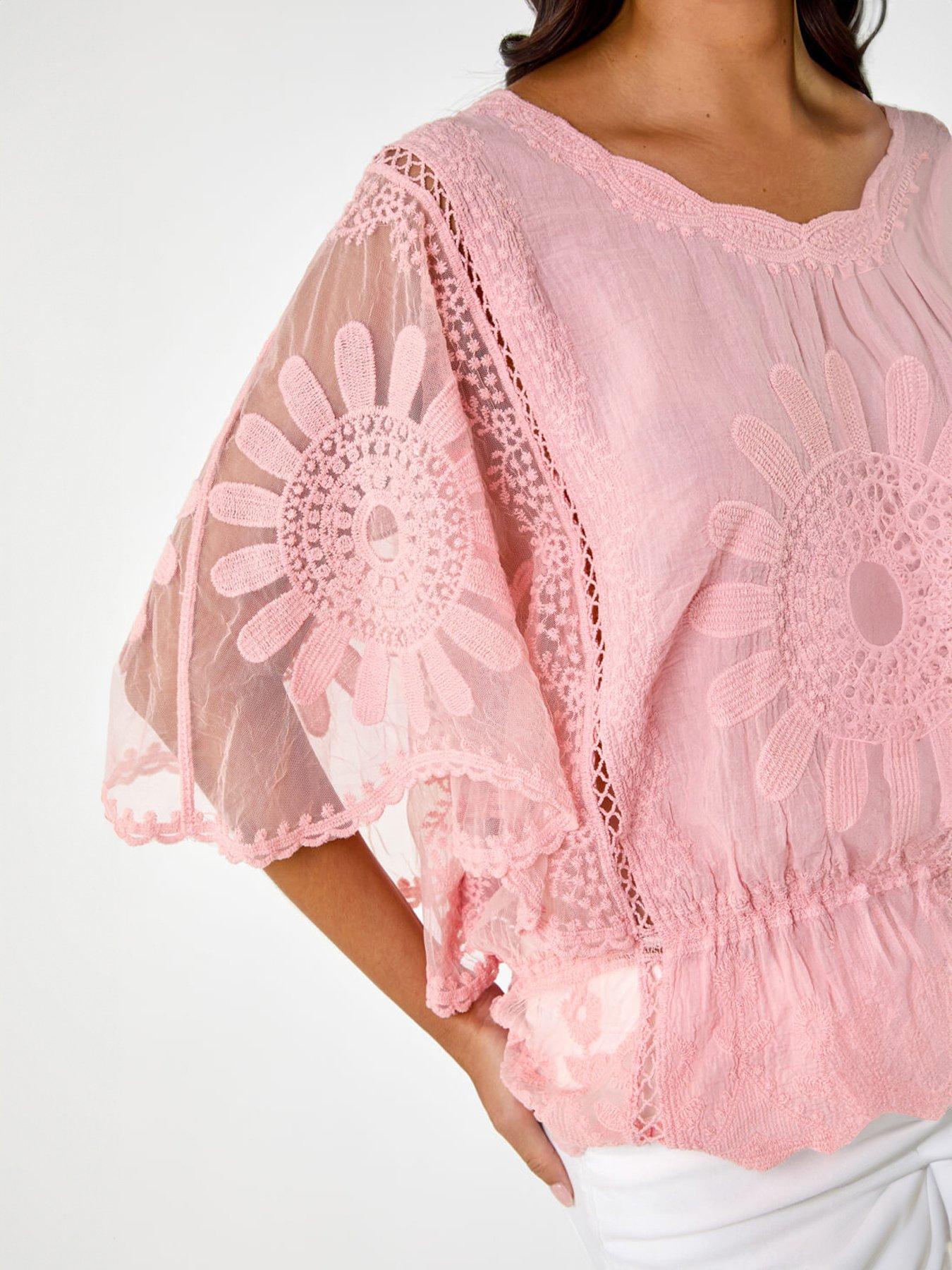 roman-dusk-sunflower-lace-blouseoutfit