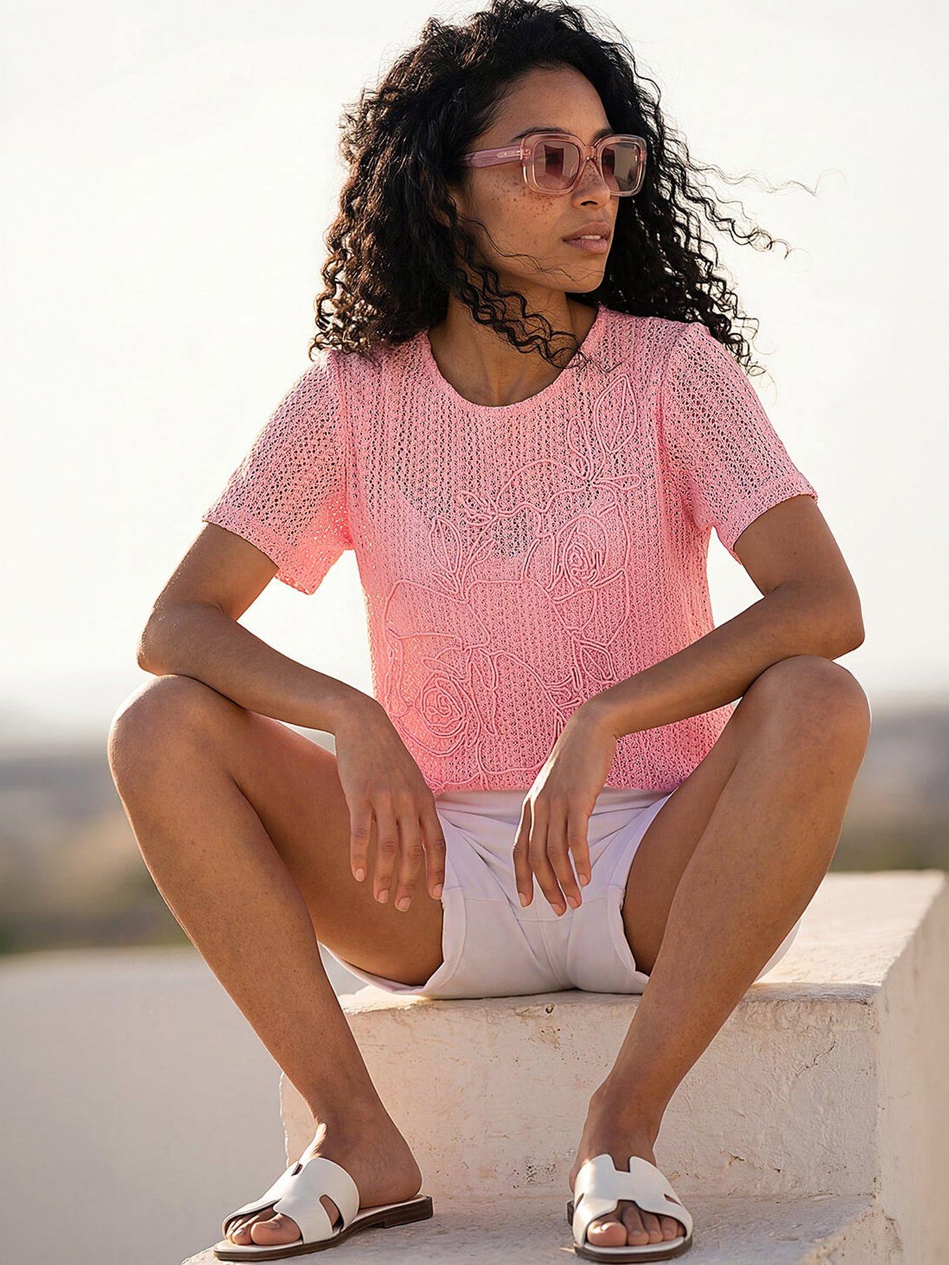 Roman Textured Floral Line Stretch Top