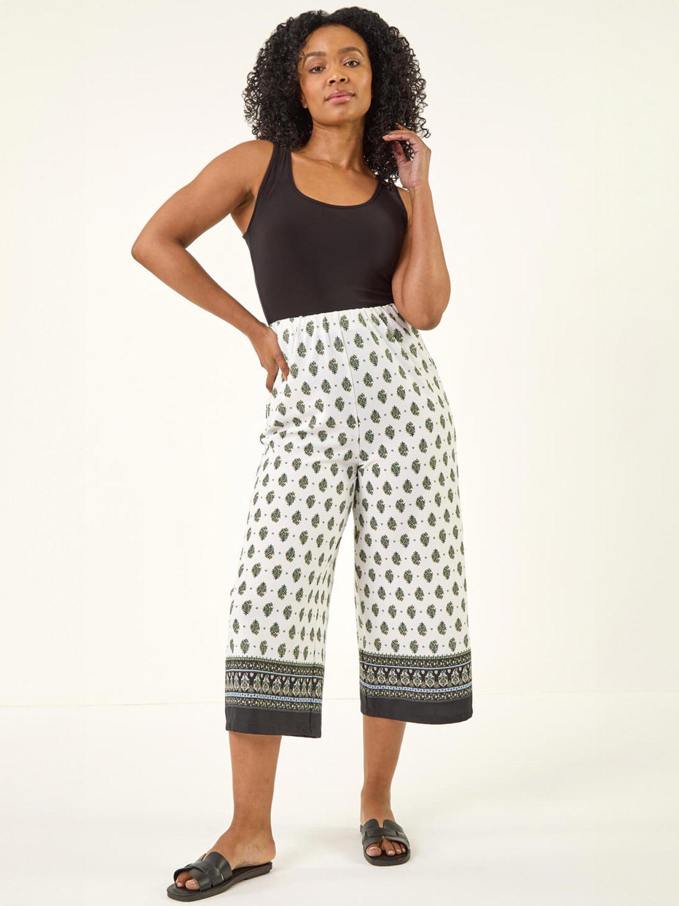 Image 3 of 5 of Roman Petite Textured Cropped Trouser