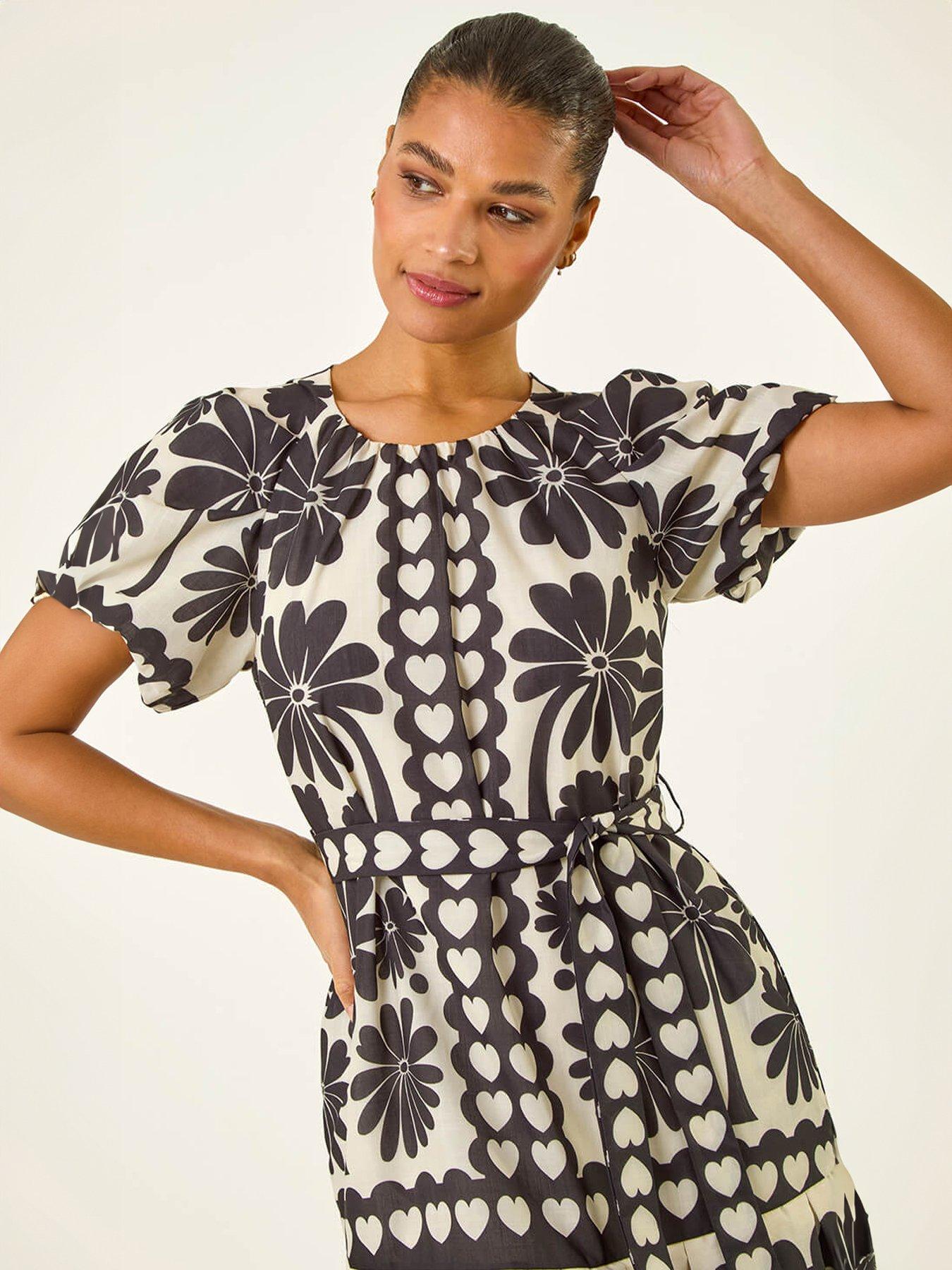 roman-floral-heart-pleated-dressoutfit