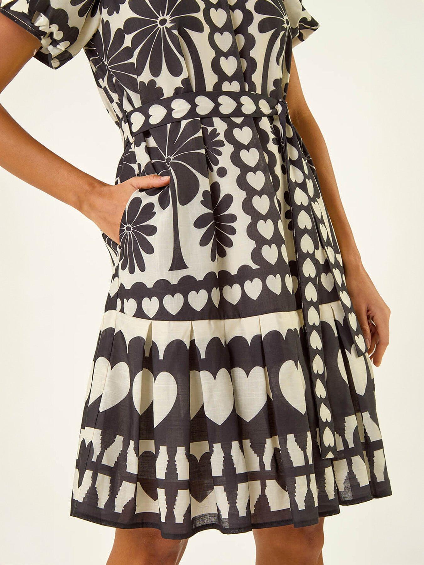 roman-floral-heart-pleated-dressdetail