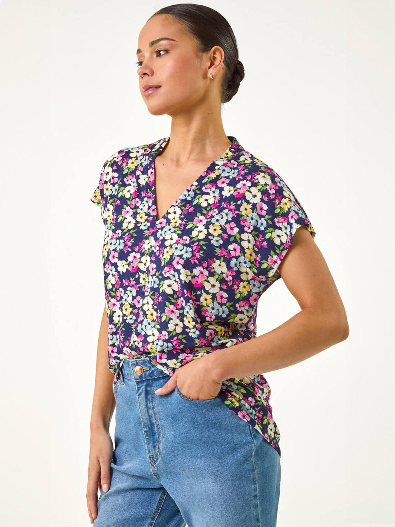 roman-petite-floral-v-neck-stretch-topoutfit