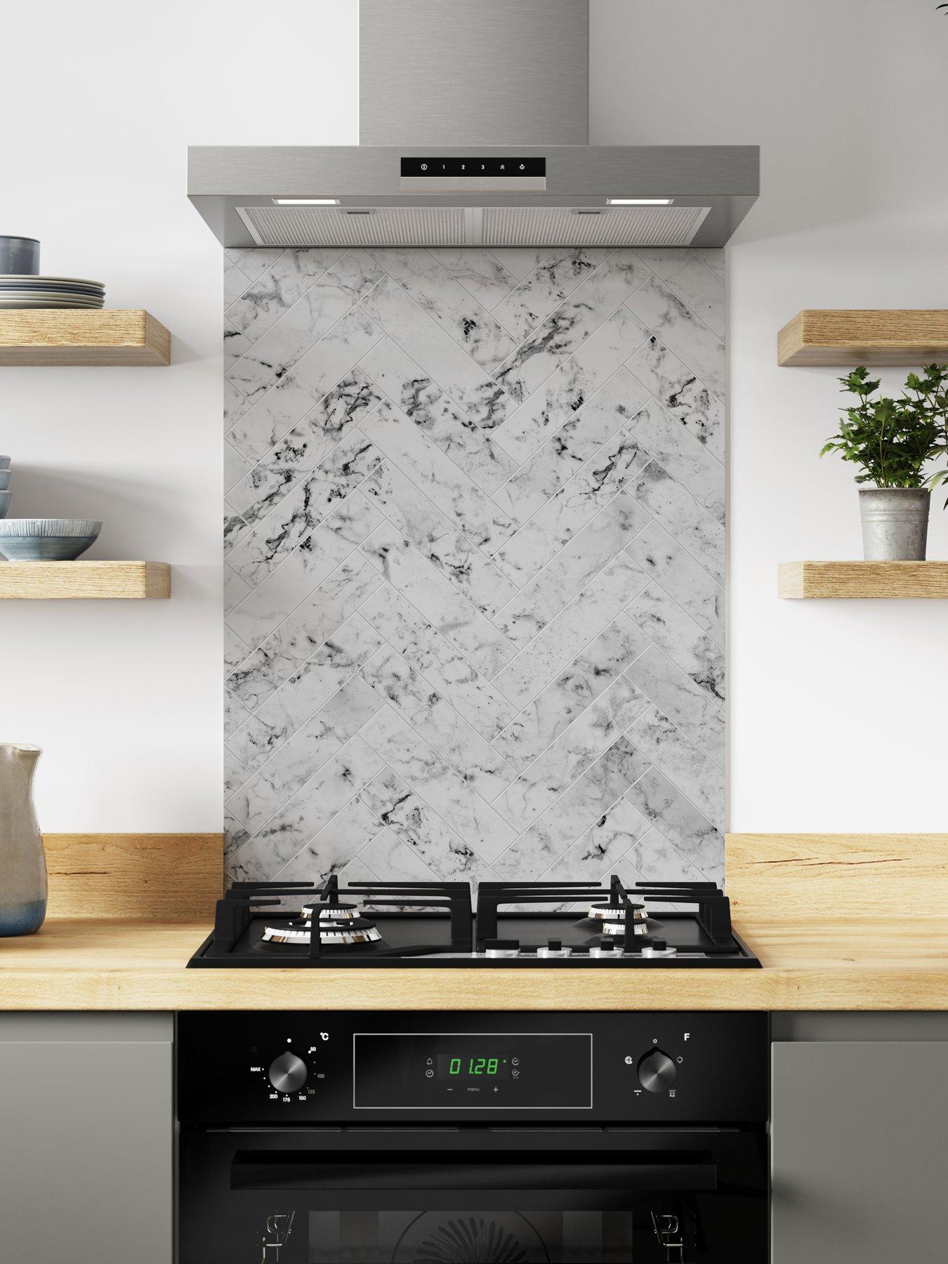 wilsonart-alloy-carrara-marble-herringbone-kitchen-hob-splashback-600x800mm