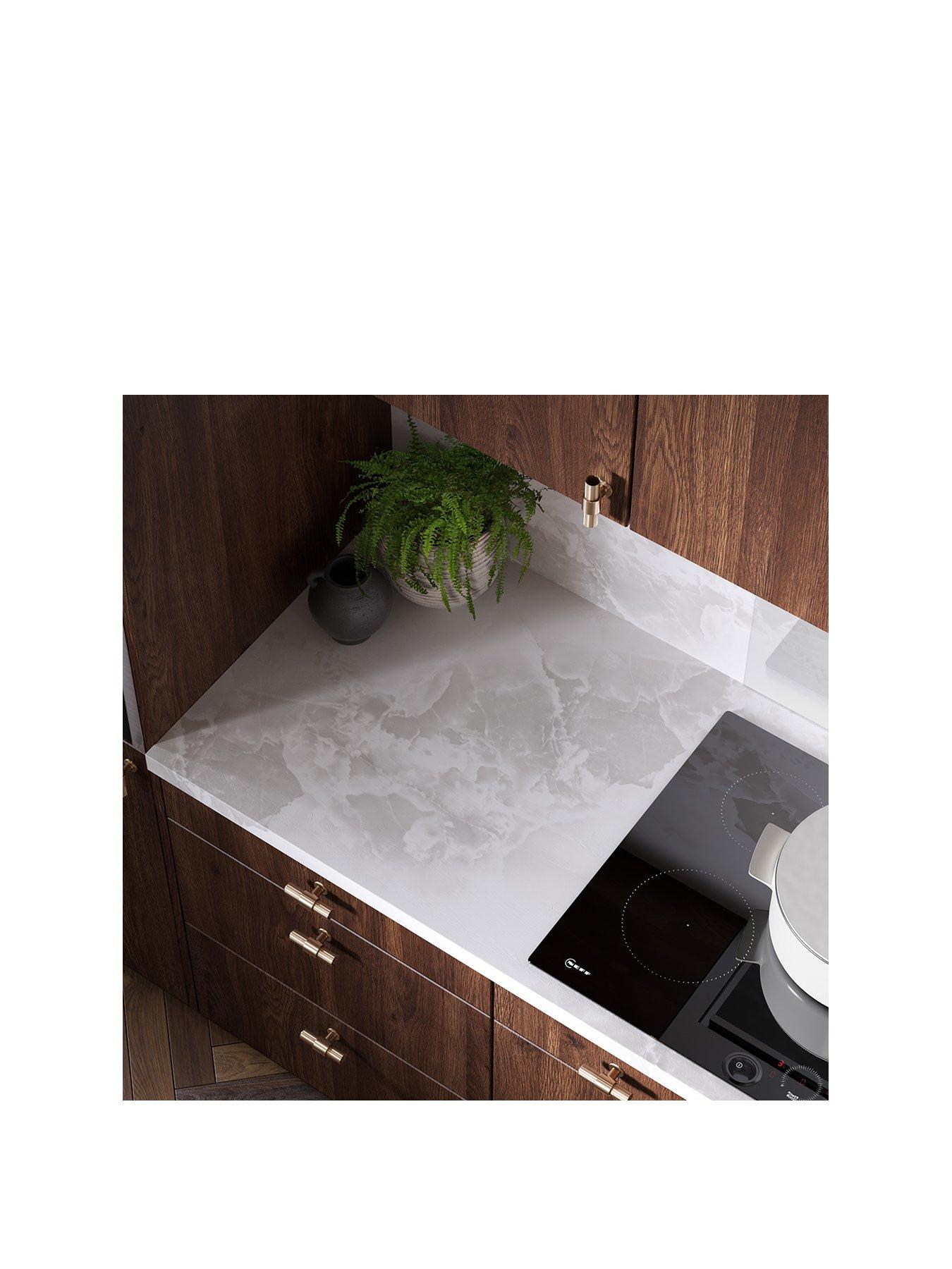 Image 2 of 7 of WilsonArt Omega Modern Terzo Stone 4.1m Breakfast Bar Squ