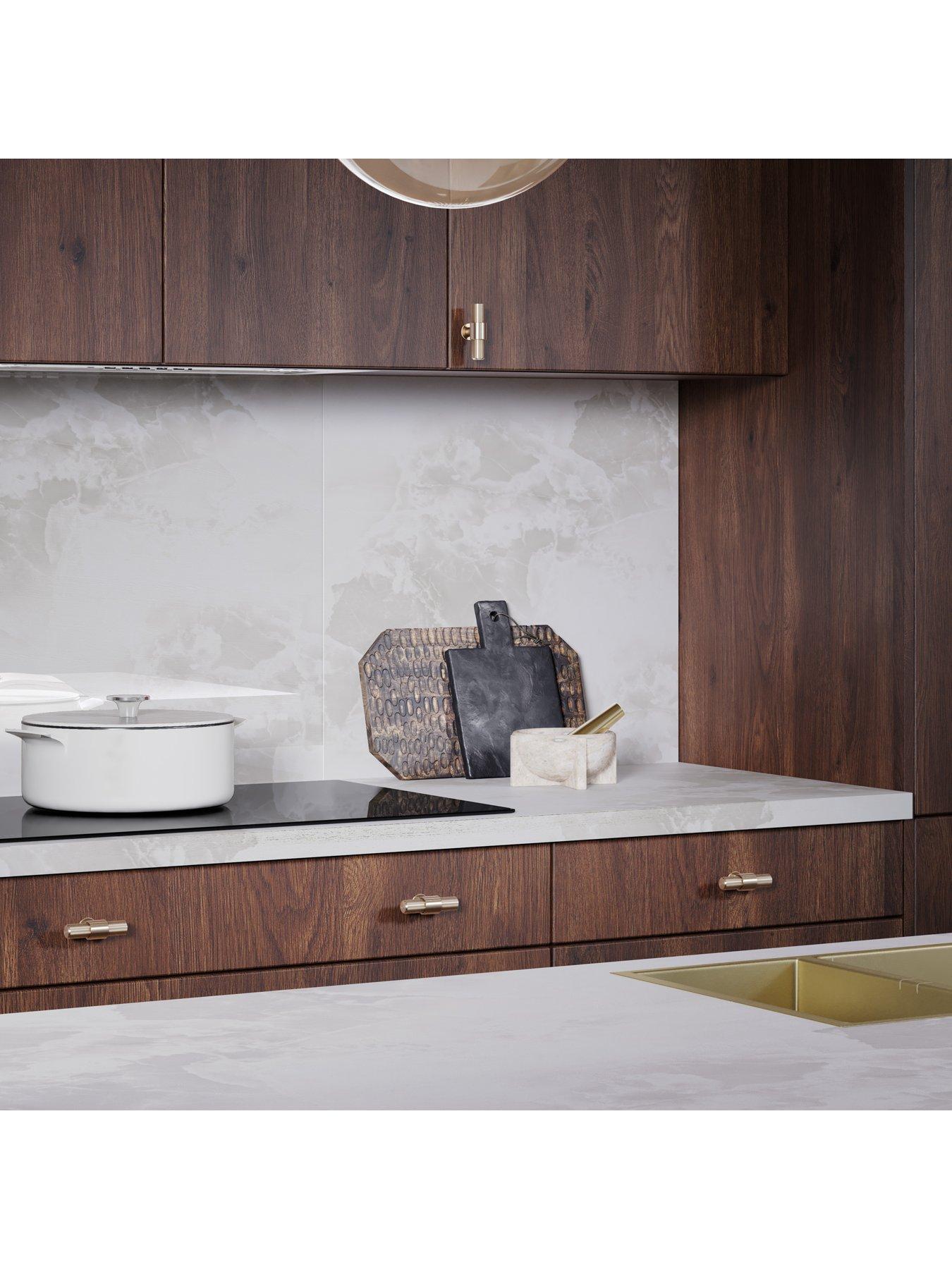 Image 4 of 7 of WilsonArt Omega Modern Terzo Stone 4.1m Breakfast Bar Squ