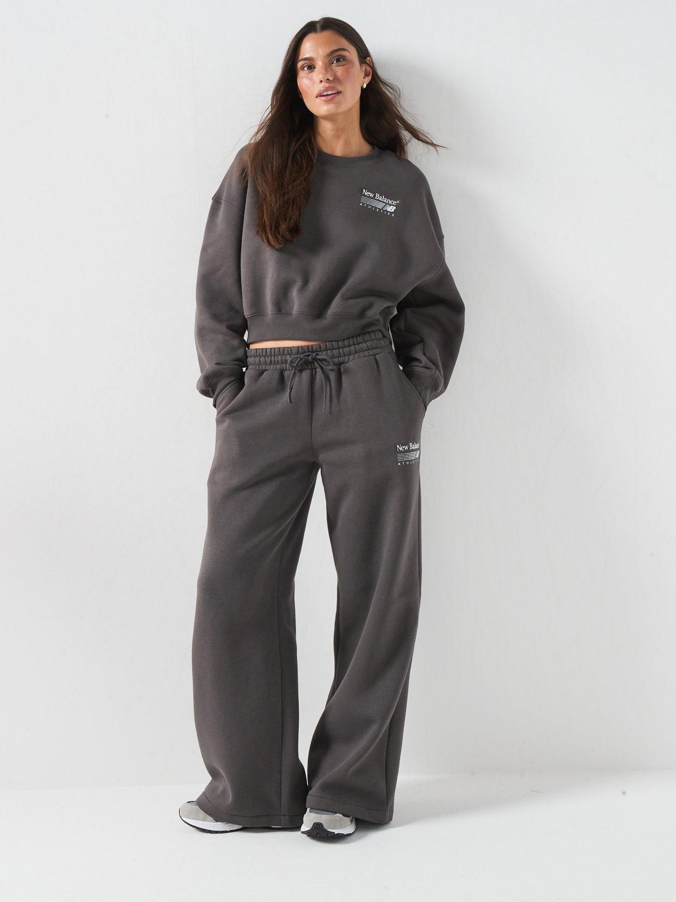 Image 3 of 5 of New Balance Women's Trackside Fleece Crew - Black Cement