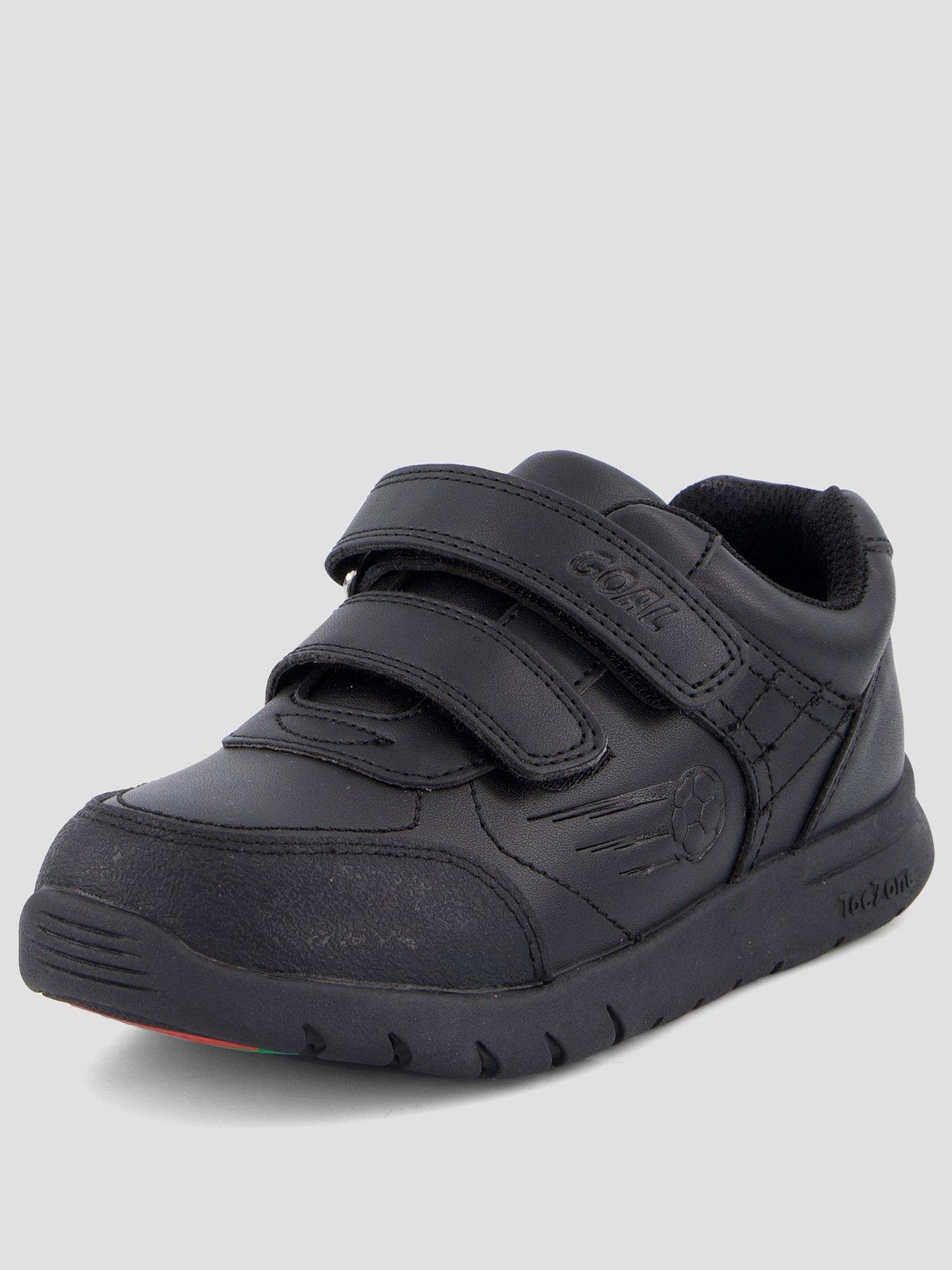 Image 2 of 7 of The Very Collection Toezone Younger Boys Alex Football School Shoe Trainers - Black