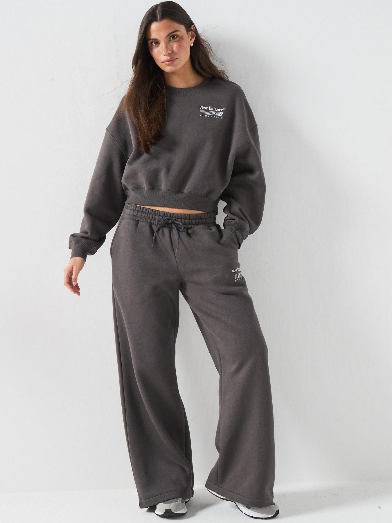 Image 3 of 6 of New Balance Womens Trackside Fleece Pant - Black