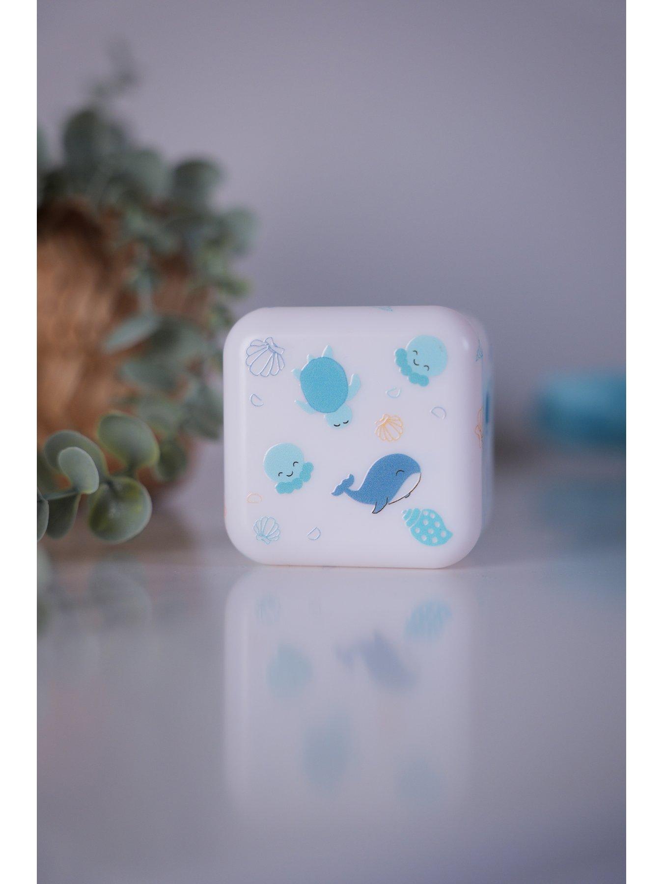 Image 5 of 8 of cloud.b Cube B - Ocean