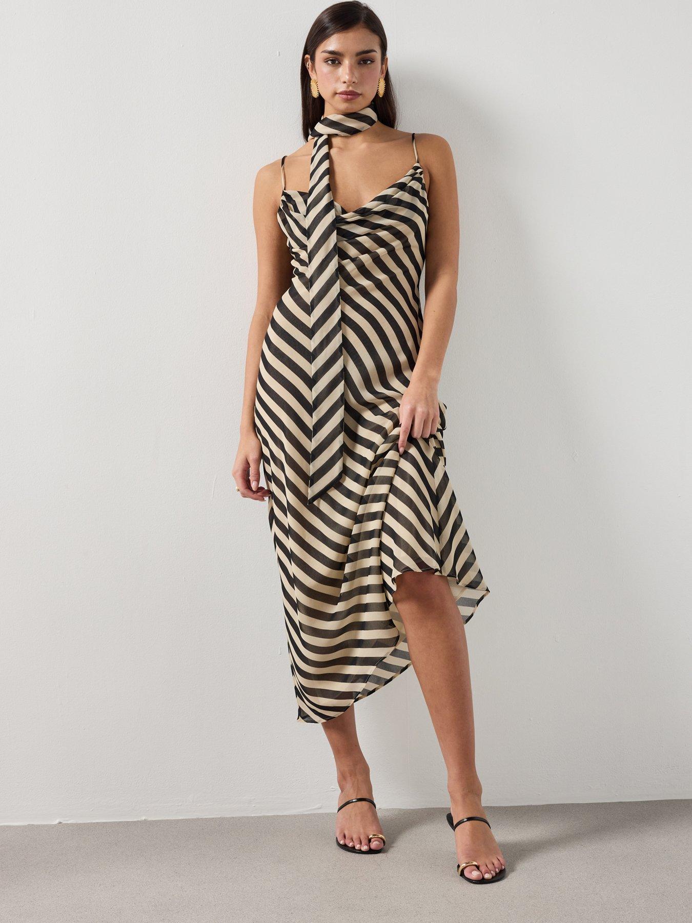 mango-printed-slip-dress-with-foulard-blackdetail