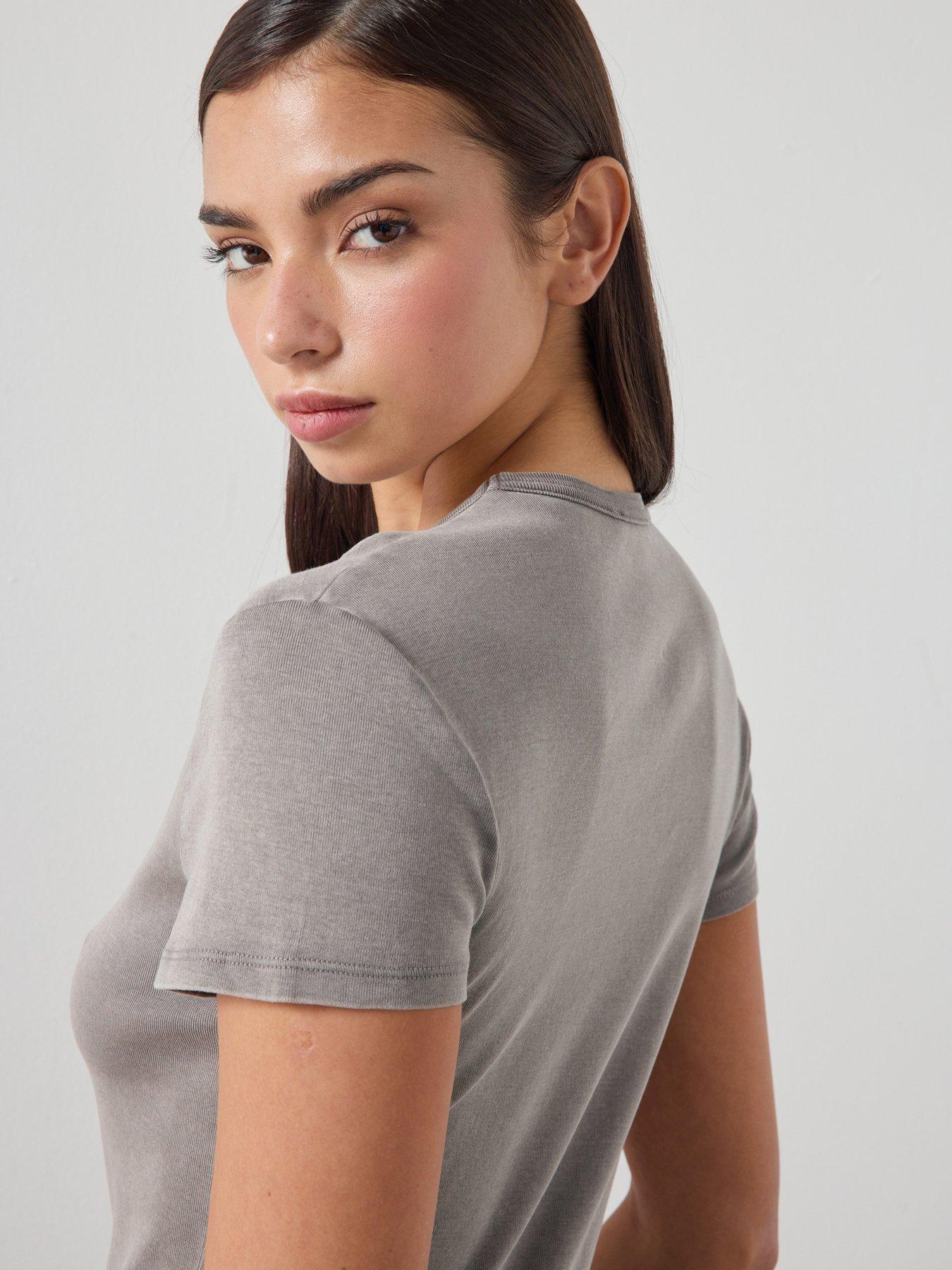 mango-cotton-t-shirt-with-seams-greyoutfit