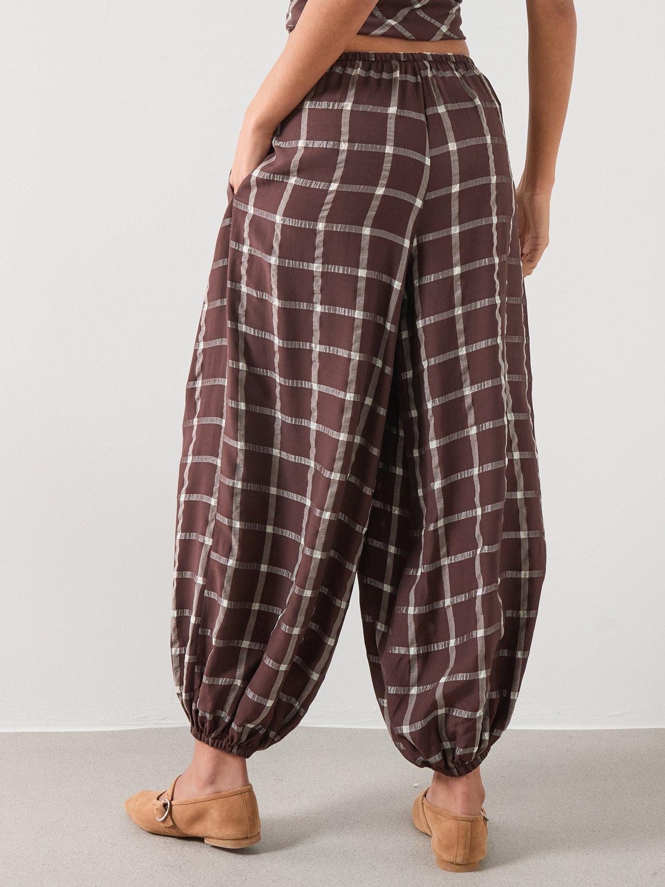 Image 2 of 5 of Mango Mid-rise Bloomer Pants - Red