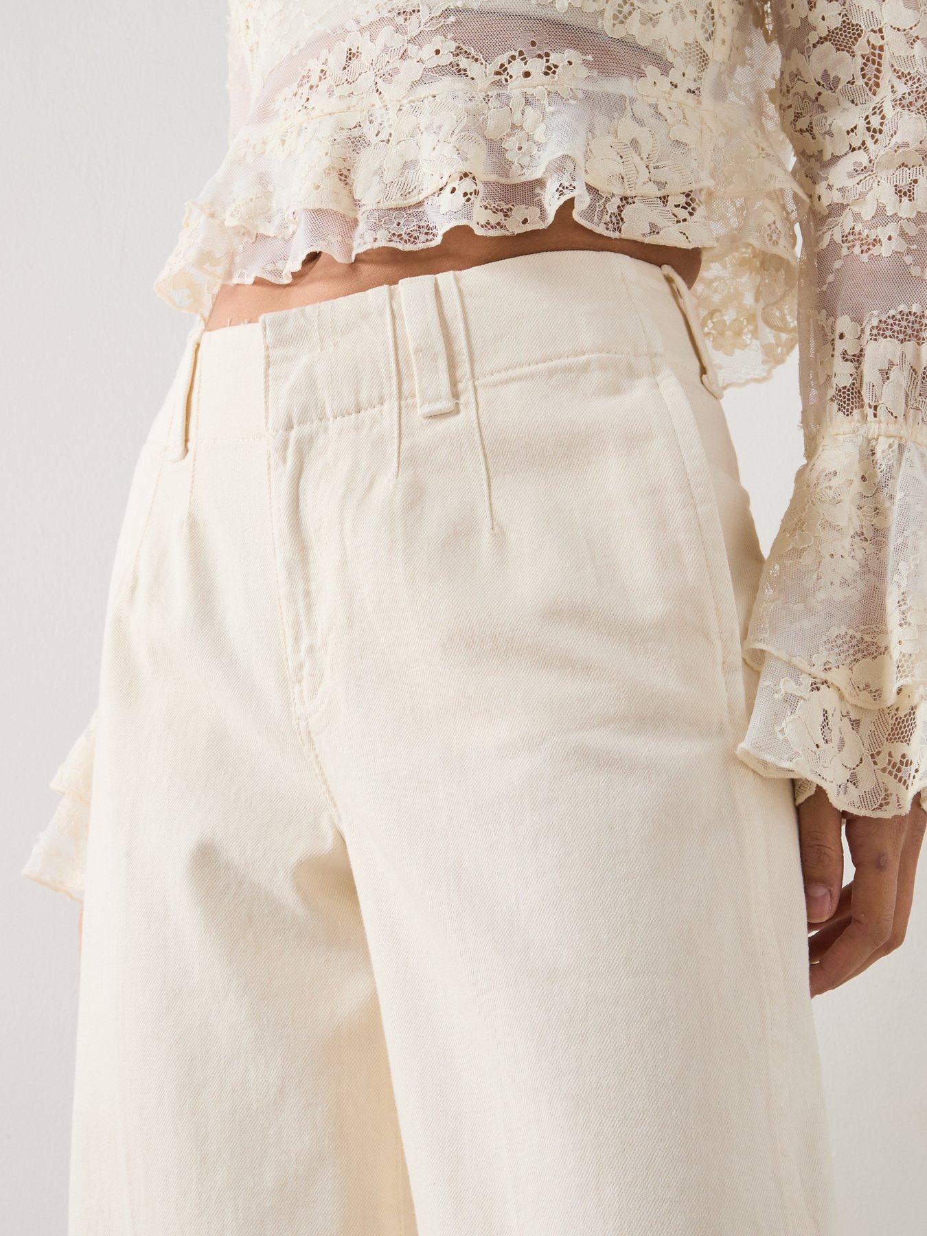 mango-wide-leg-mid-rise-jeans-whiteoutfit