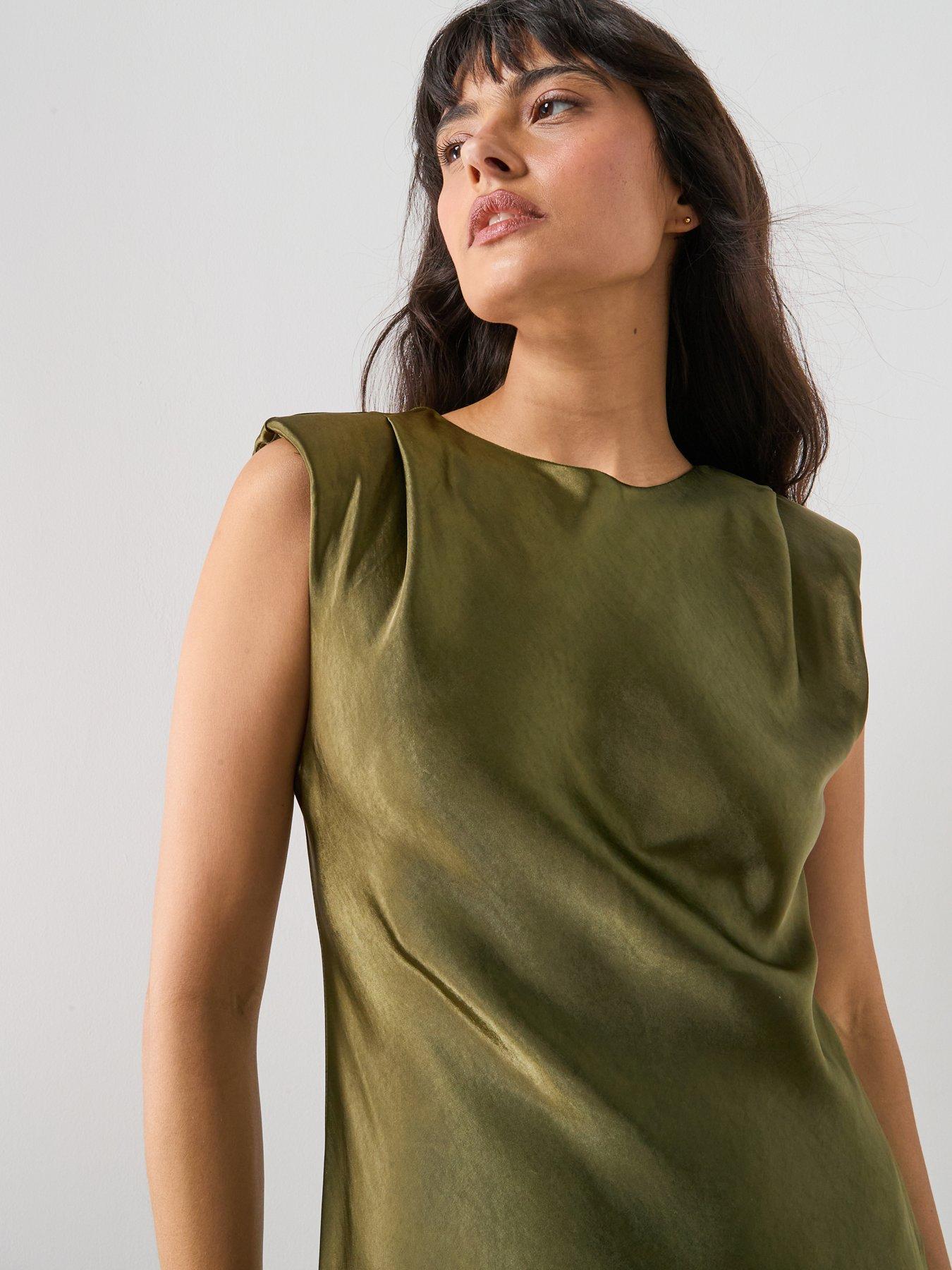 mango-fitted-satin-dress-greenoutfit
