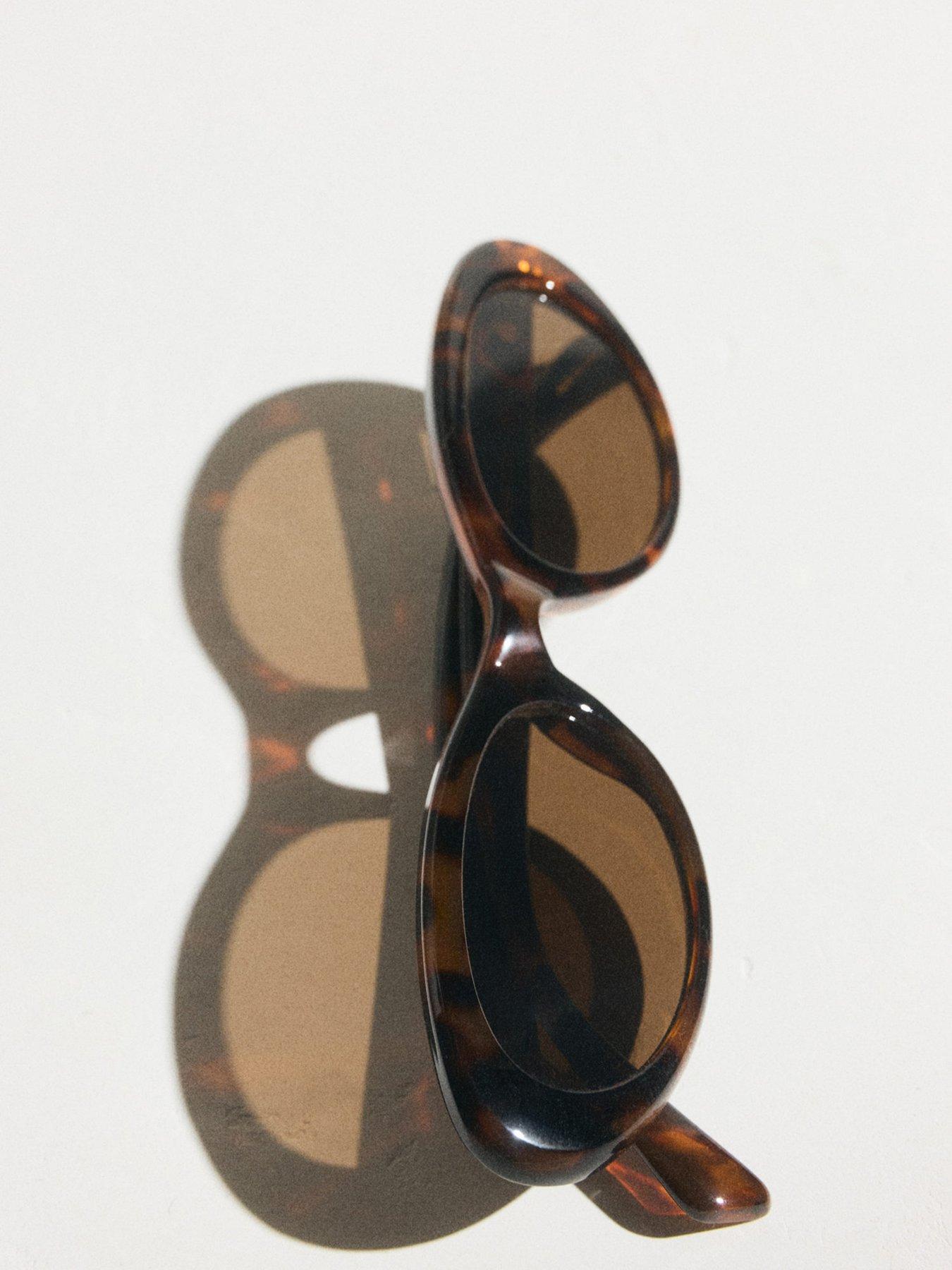 mango-resin-frame-sunglasses-browndetail