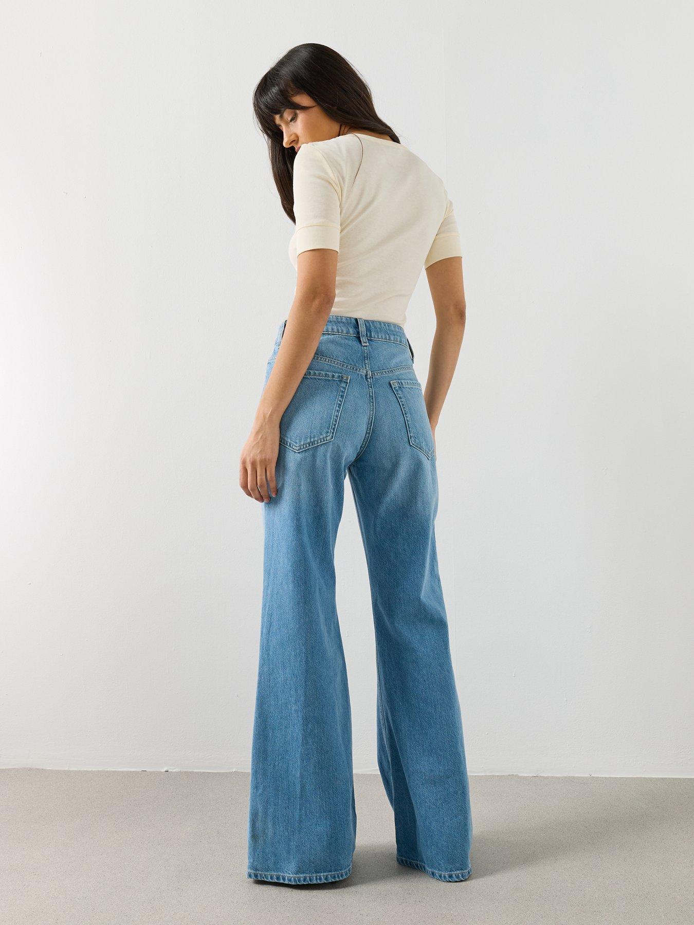 Image 5 of 5 of Mango Mid-rise Flared Jeans - Blue