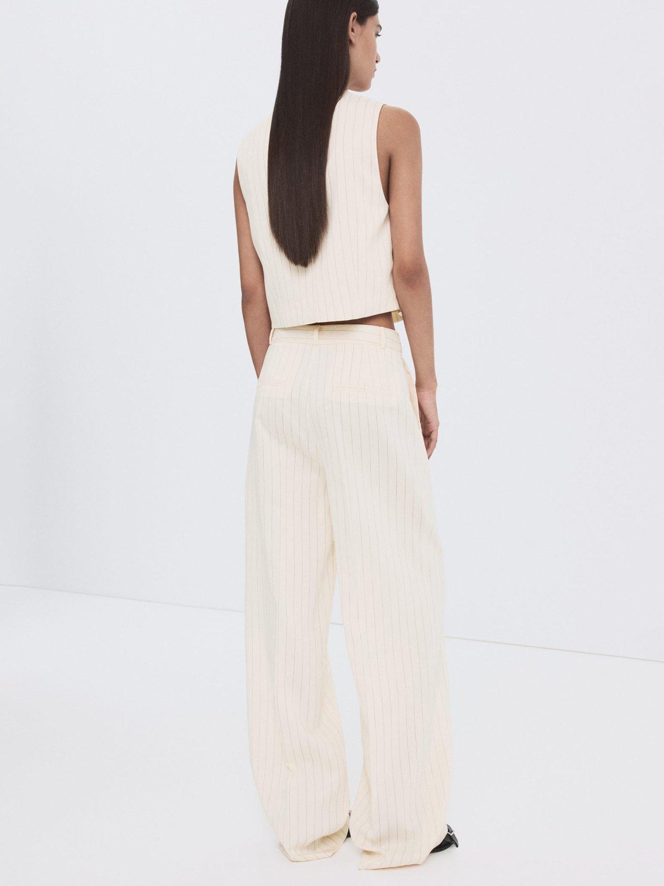 Image 2 of 7 of Mango Chain Detail Top - White
