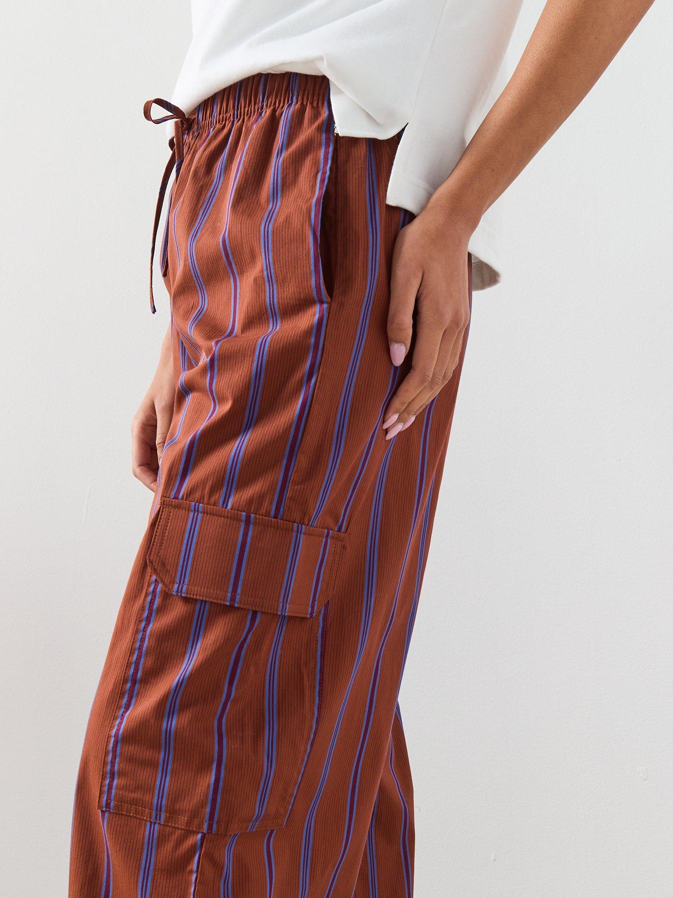 Image 5 of 6 of Mango Cargo Trousers With Lateral Pockets - Russet