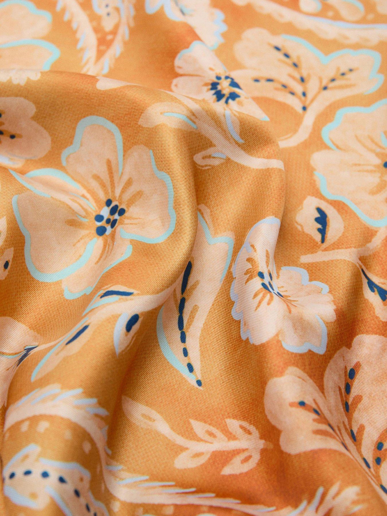 mango-floral-print-scarf-orangestillFront