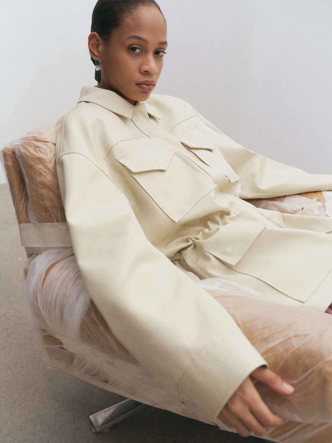 mango-oversized-parka-with-pockets-creamdetail