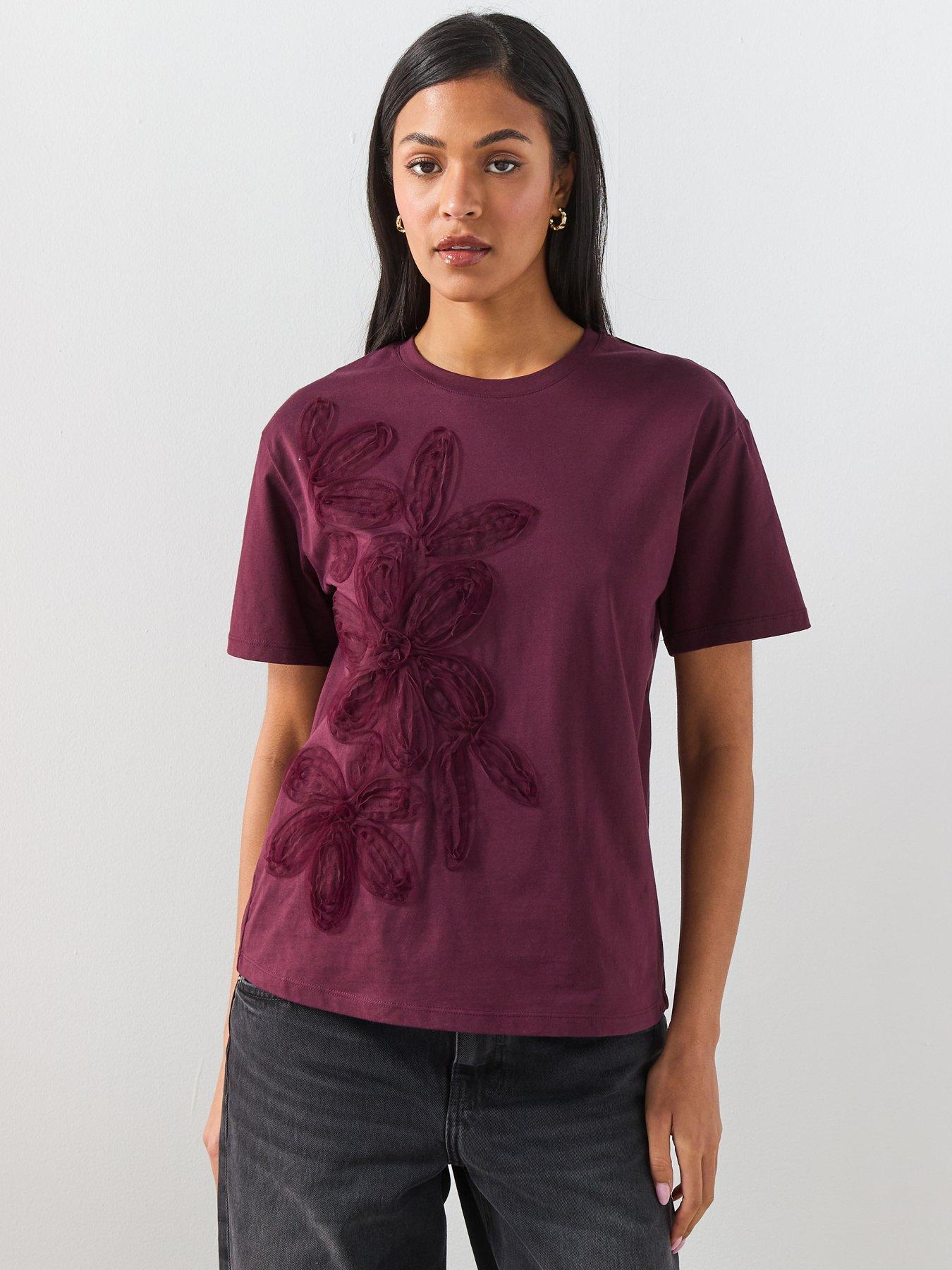 Image 1 of 6 of Mango Floral-Embroidered Cotton T-Shirt - Red