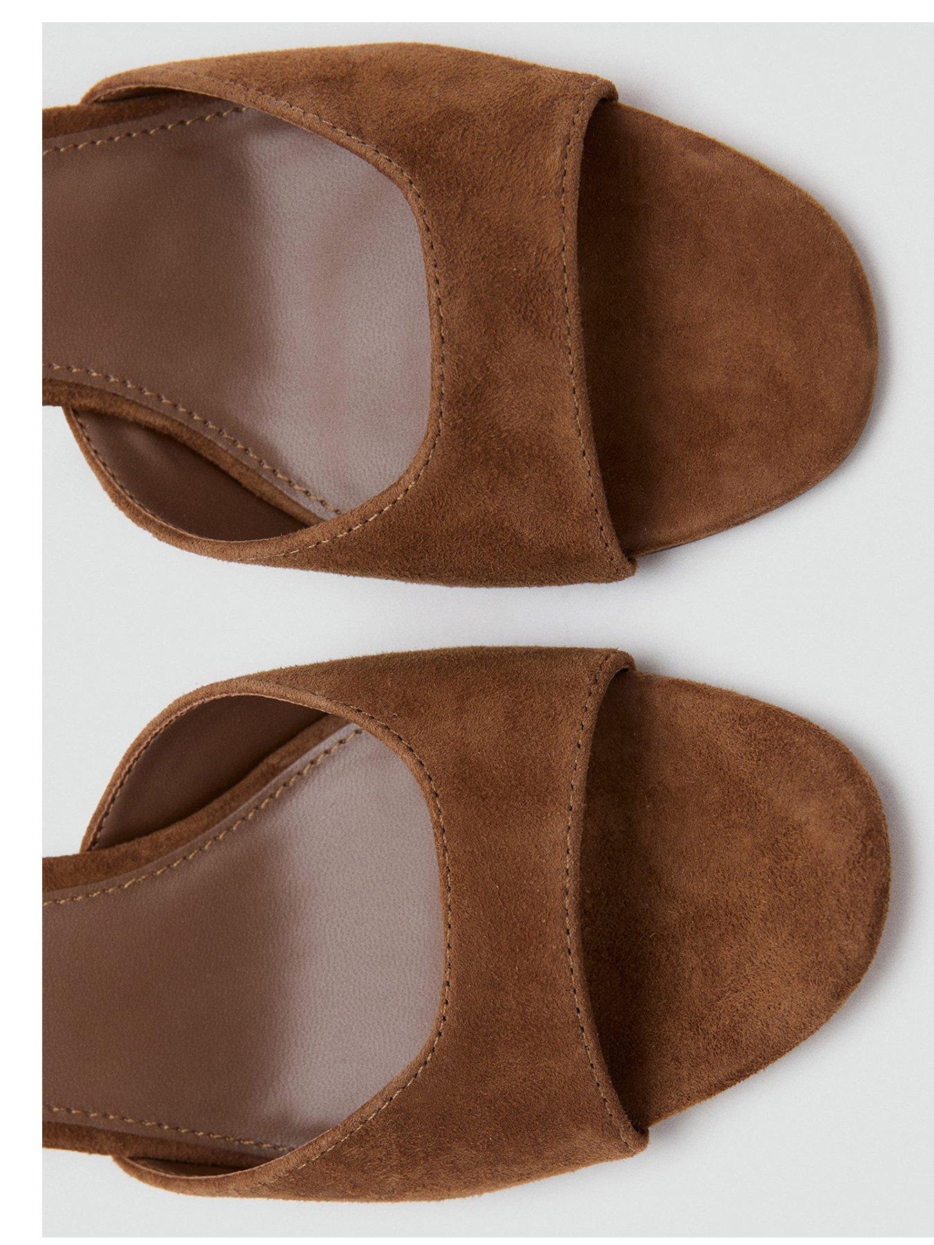 mango-suede-funnel-heel-sandal-brownoutfit