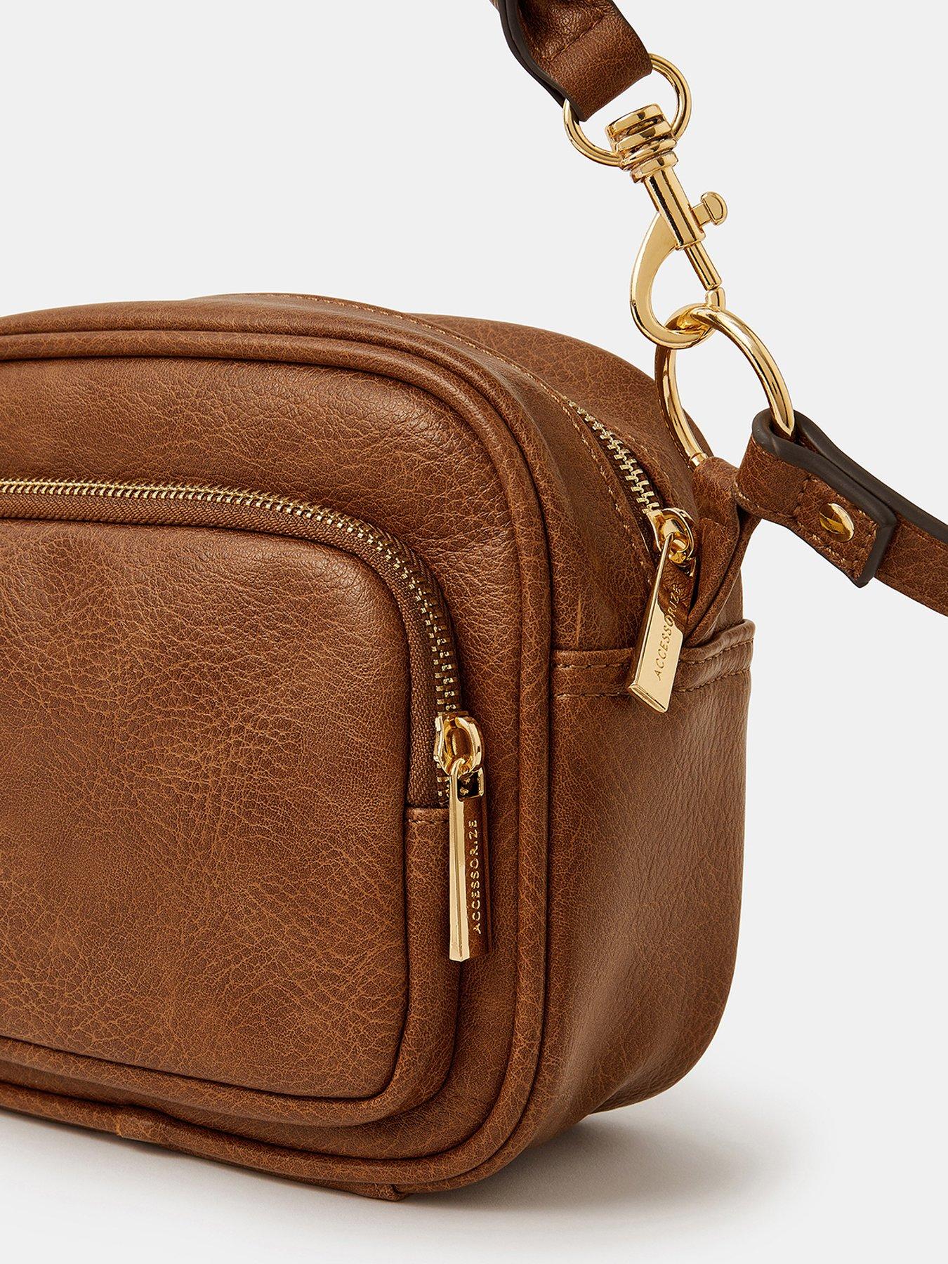 accessorize-boxy-crossbody-bagdetail