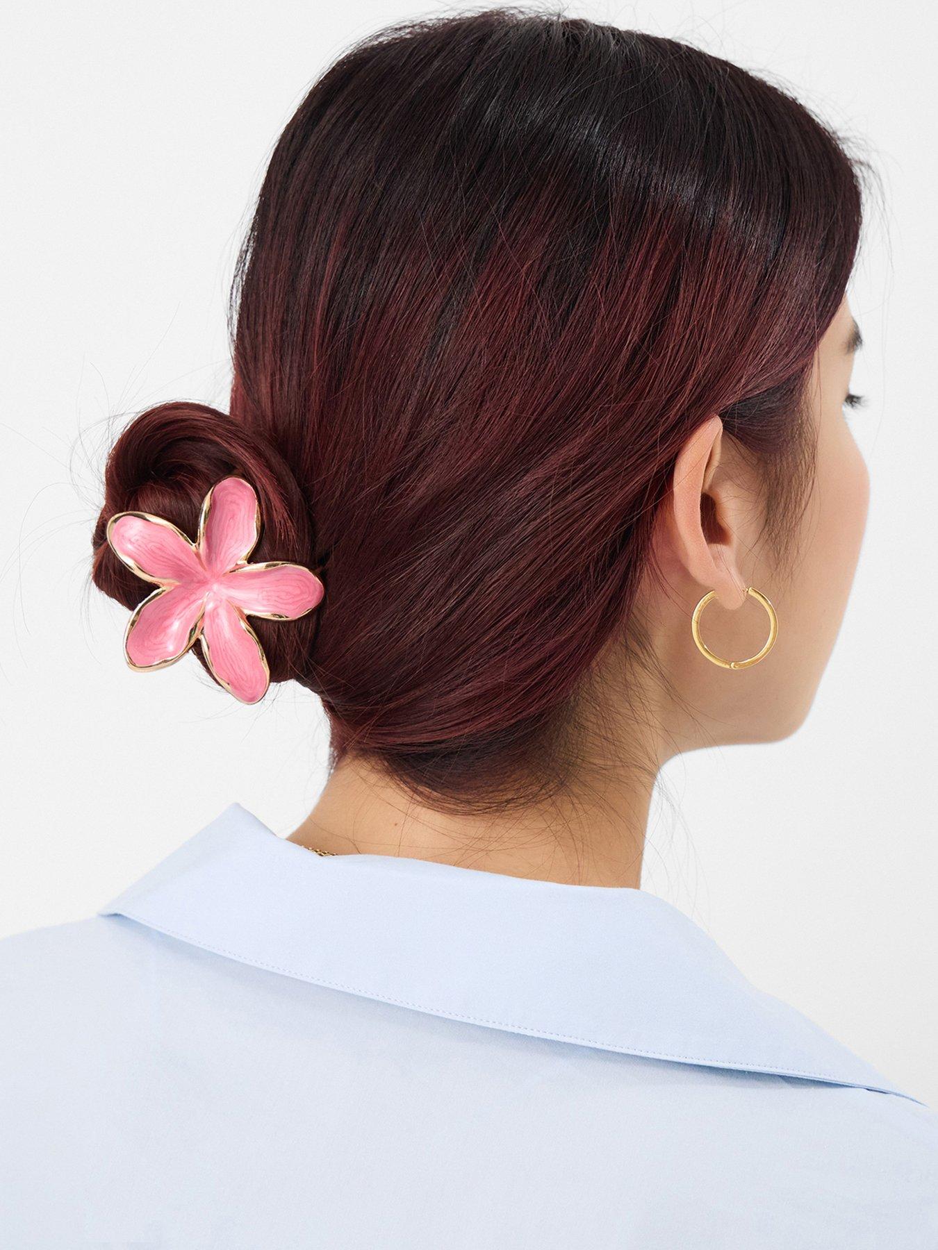 Image 2 of 3 of Accessorize Tropical Flower Metal Claw Clip