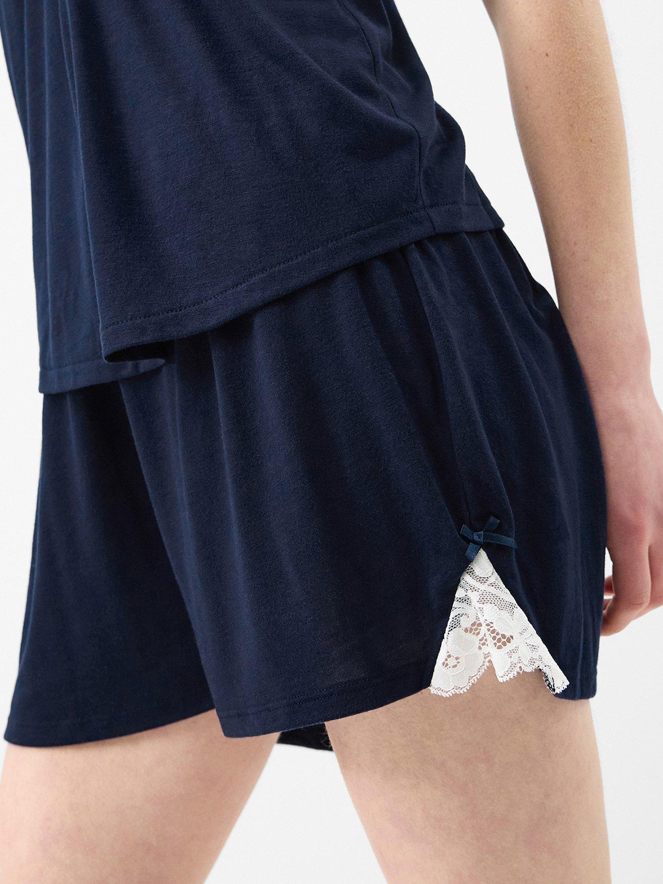 accessorize-lace-trim-short-pyjamas-setoutfit