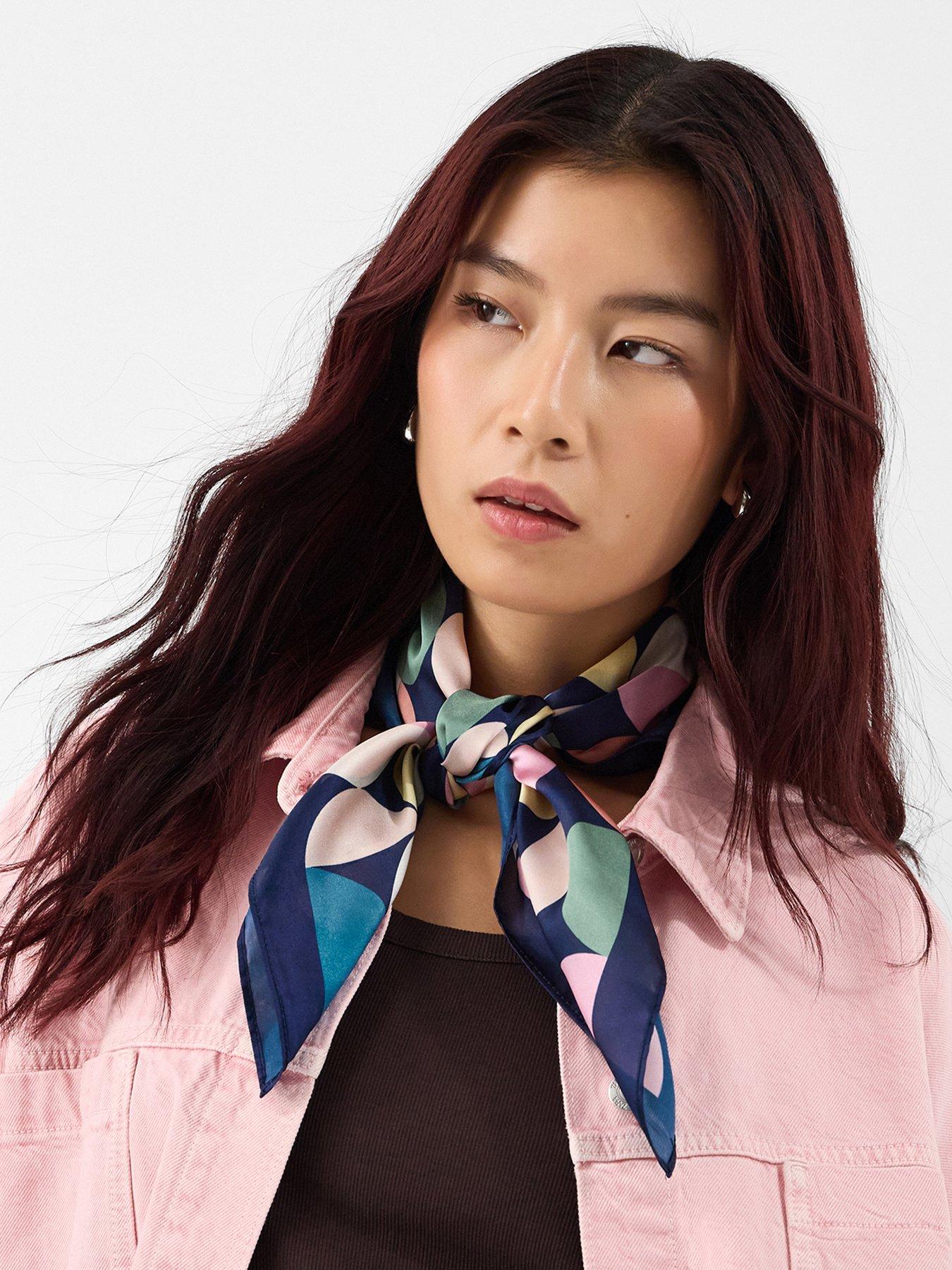 accessorize-retro-spot-square-satin-scarfstillFront