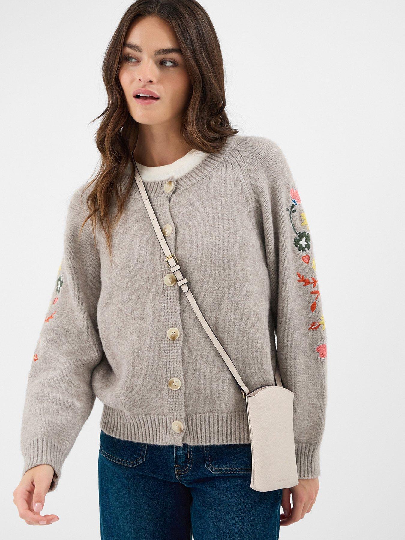 accessorize-pouch-phone-bagstillFront