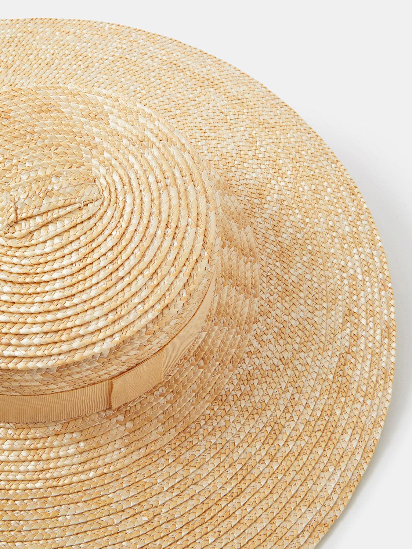 accessorize-straw-boater-fascinatoroutfit