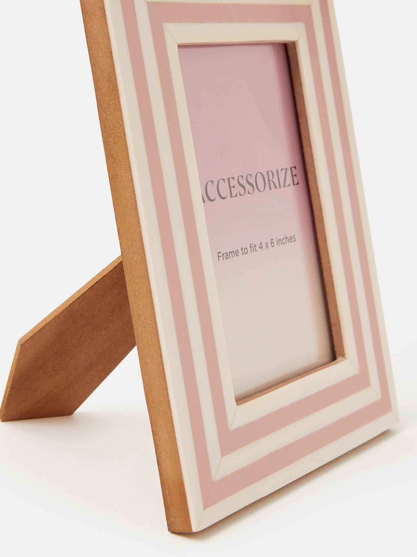 accessorize-stripe-photo-frame-4-x-6back
