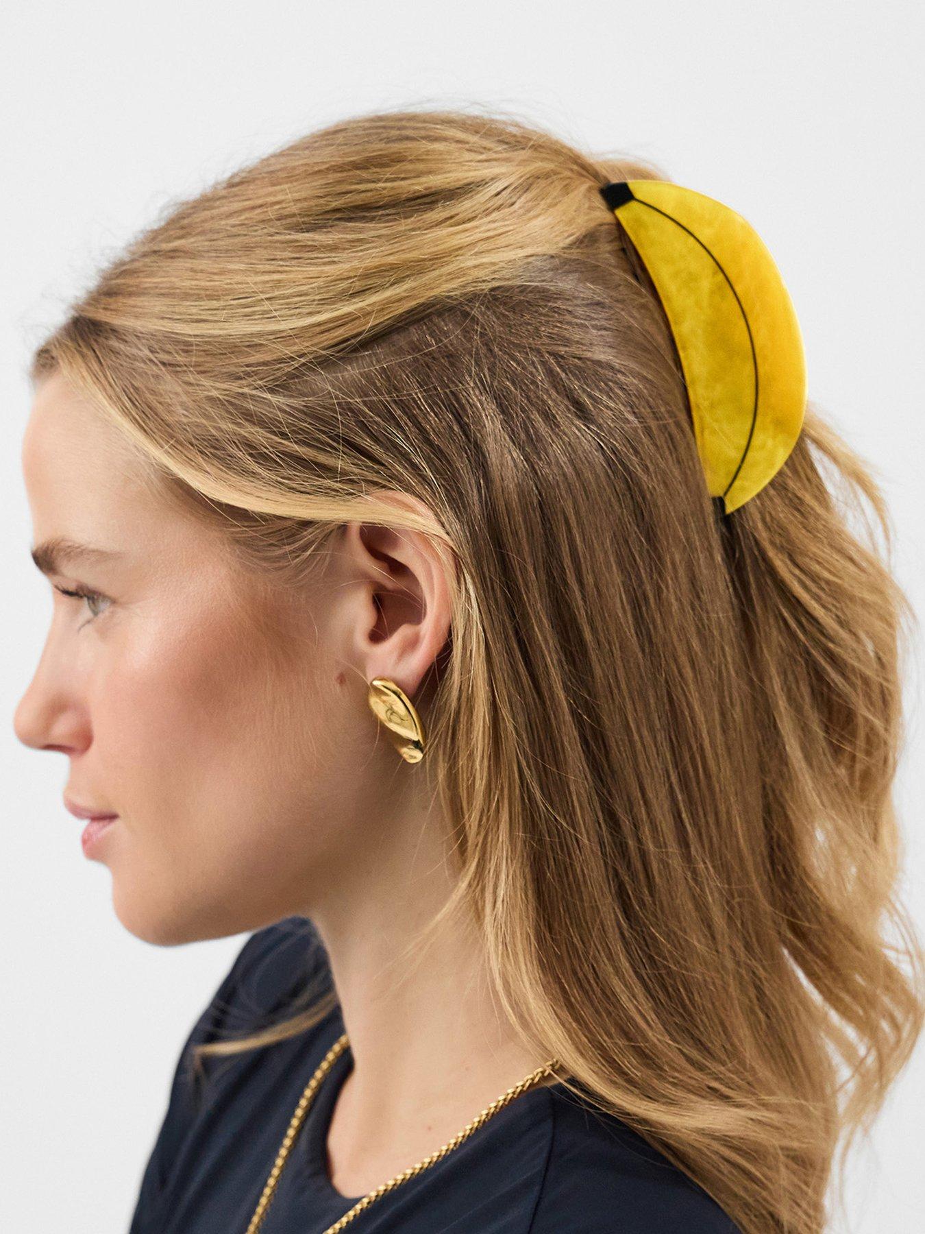 Image 2 of 3 of Accessorize Banana Claw Clip