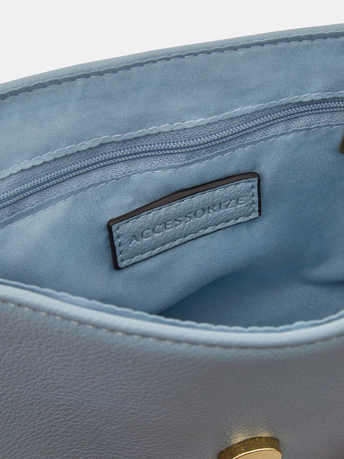 Image 4 of 5 of Accessorize Starfish Crossbody Bag
