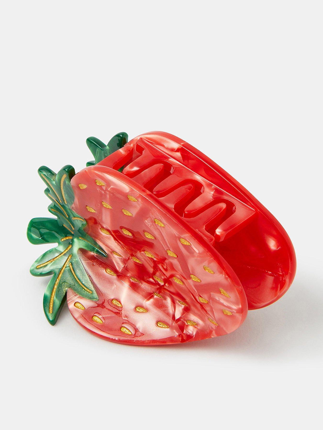 accessorize-strawberry-claw-clipfront