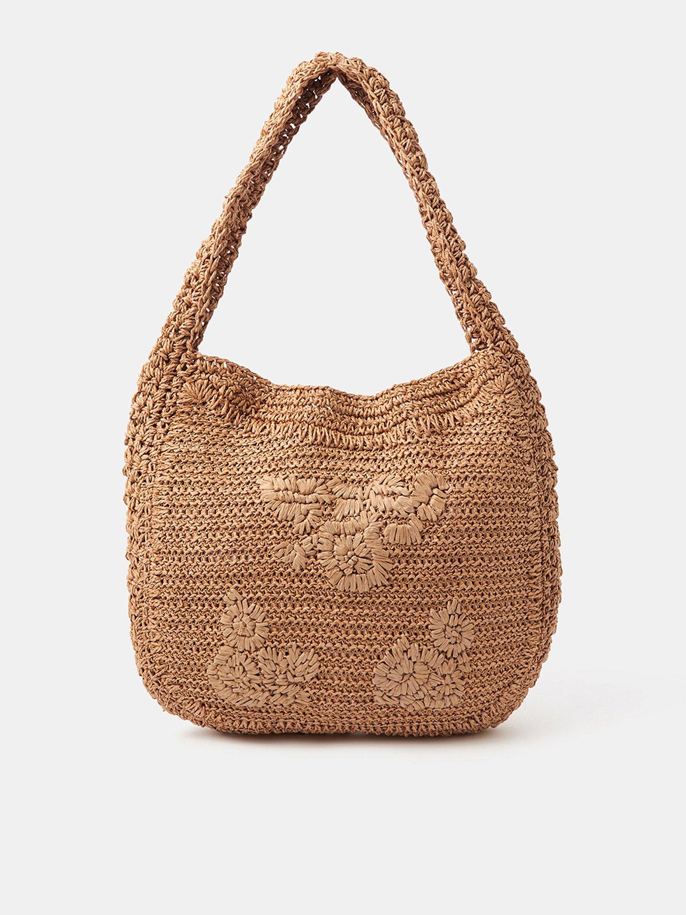 accessorize-slouchy-raffia-flower-bagfront
