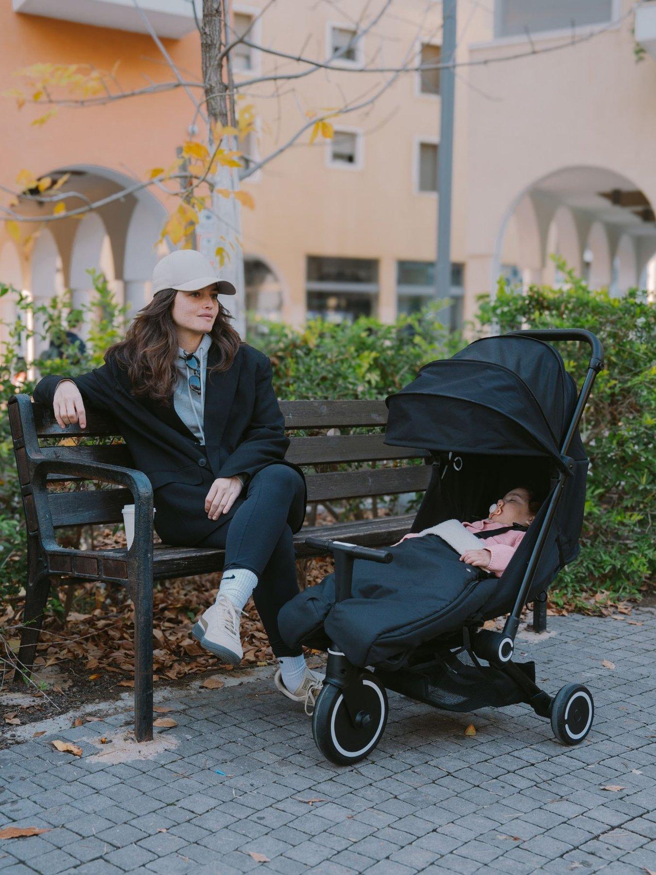 Image 6 of 8 of smarTrike Traveler Active Stroller &amp; Trike - Black