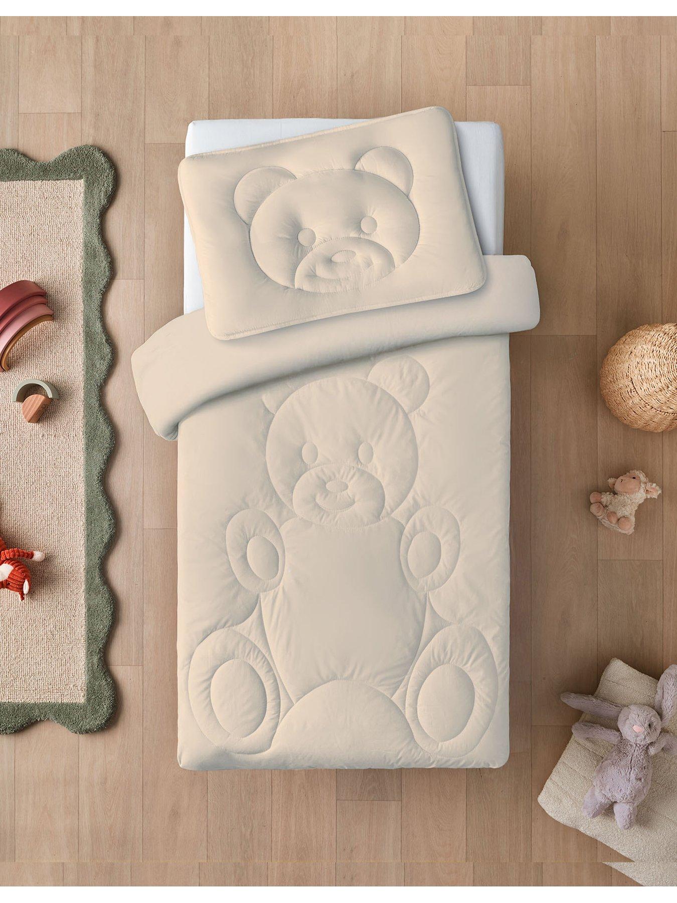 Silentnight Silentnight Safe Nights Teddy Bear Cot Bed Coverless Duvet and Pillow Set - 4 Tog