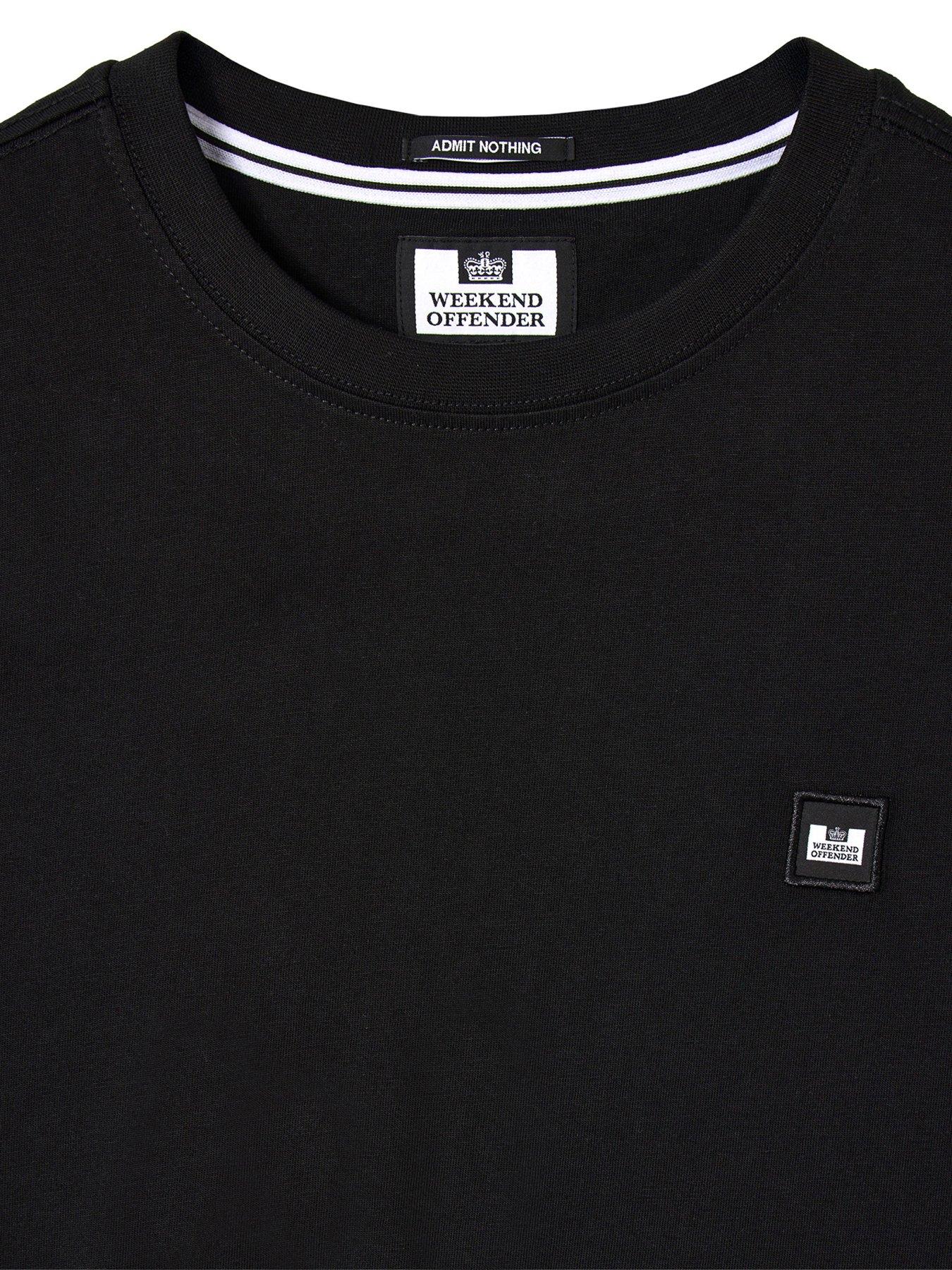 Image 5 of 5 of Weekend Offender Weekend Offender Brooklands Classic Badge T-shirt - Black
